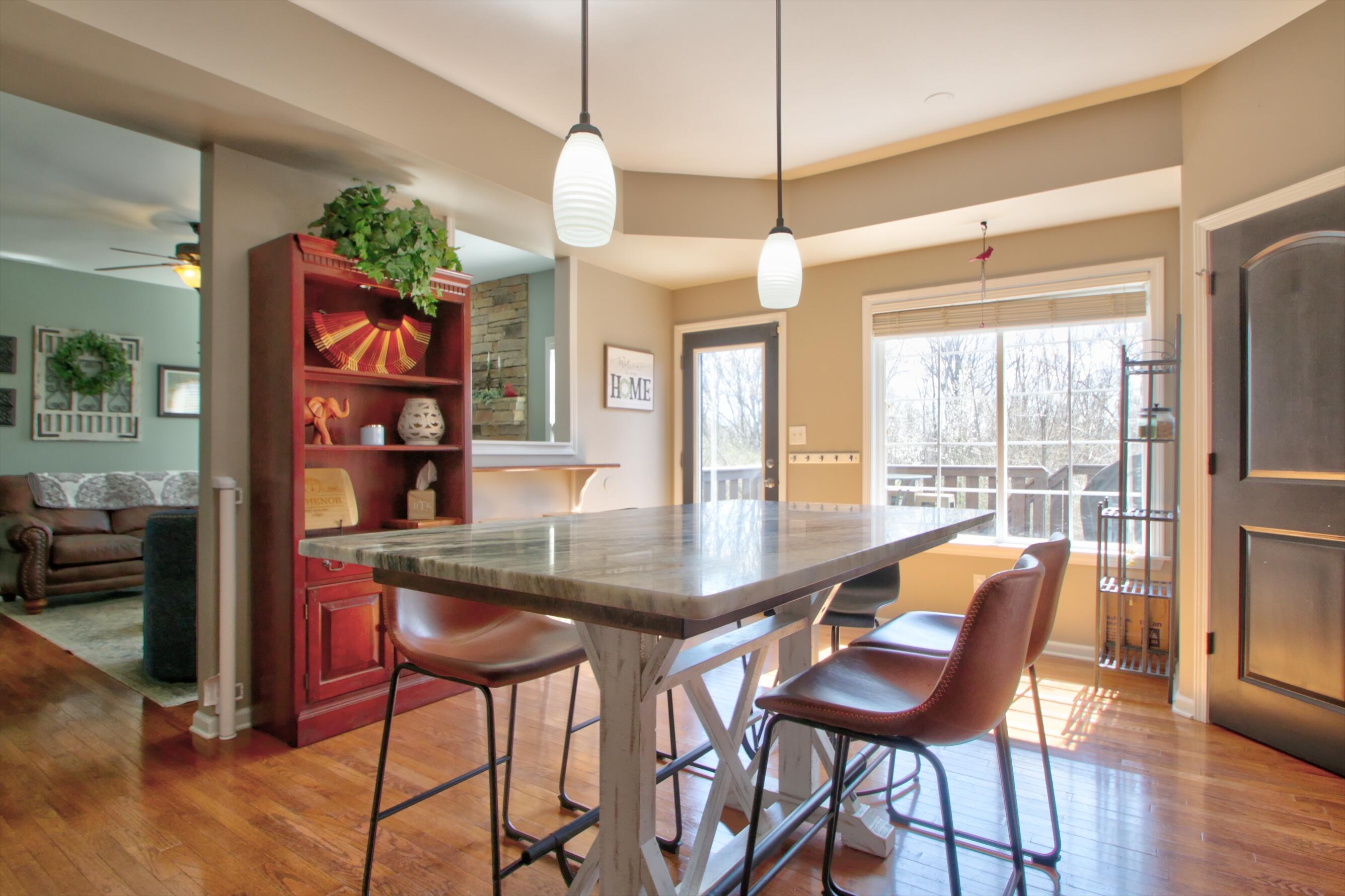 Lexington, Kentucky 40509, United States, 5 Bedrooms Bedrooms, ,4 BathroomsBathrooms,Residential,Active,96169