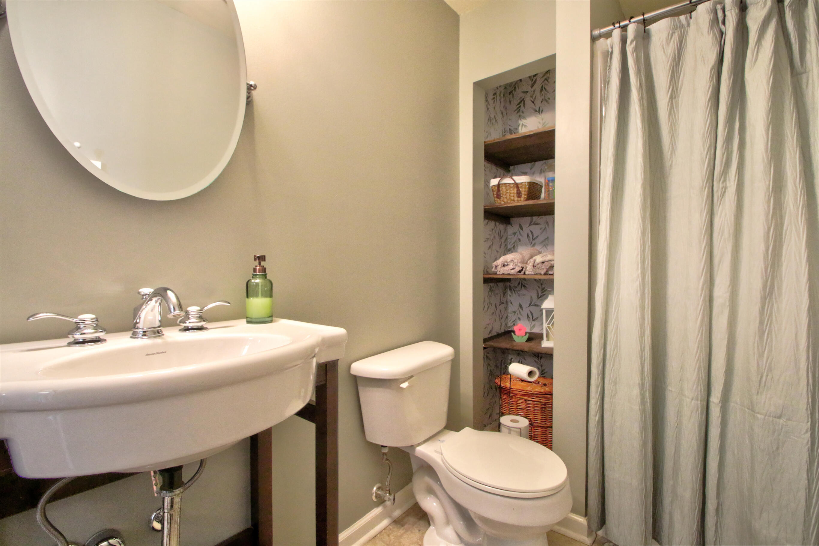 Lexington, Kentucky 40509, United States, 5 Bedrooms Bedrooms, ,4 BathroomsBathrooms,Residential,Active,96169