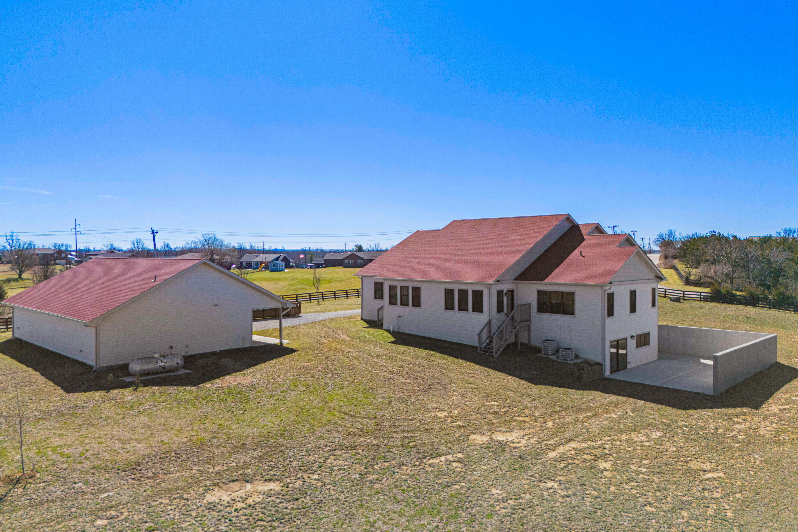 Richmond, Kentucky 40475, United States, 3 Bedrooms Bedrooms, ,3 BathroomsBathrooms,Residential,Active,80720