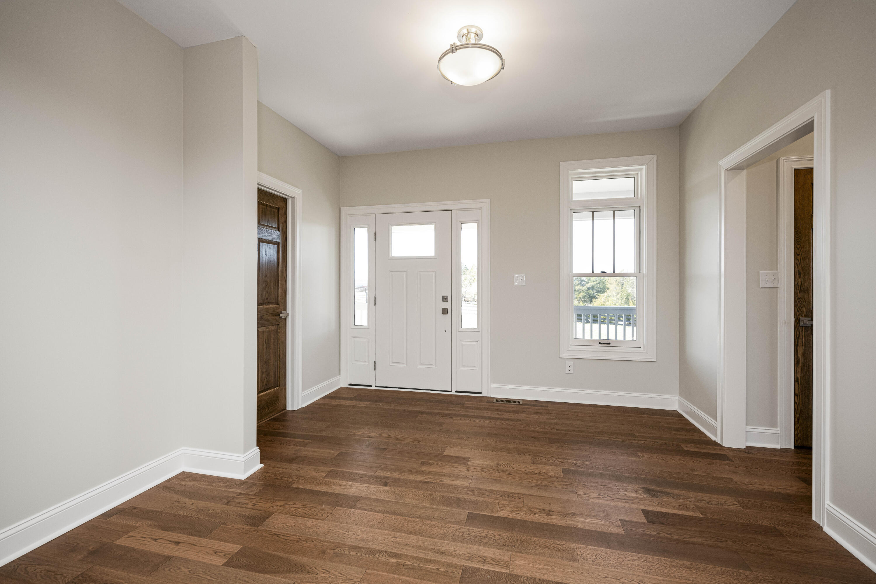 Richmond, Kentucky 40475, United States, 3 Bedrooms Bedrooms, ,3 BathroomsBathrooms,Residential,Active,80720