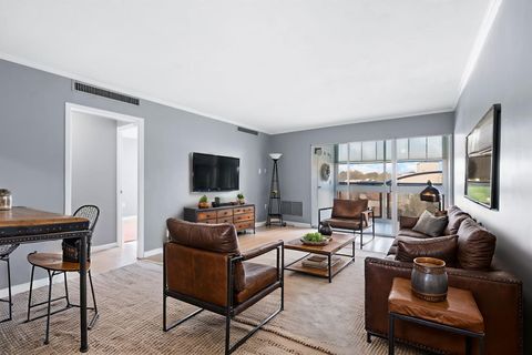 Photo of 2121 Nicholasville Road 410 #410, Lexington, KY 40503 (MLS # 25505480)