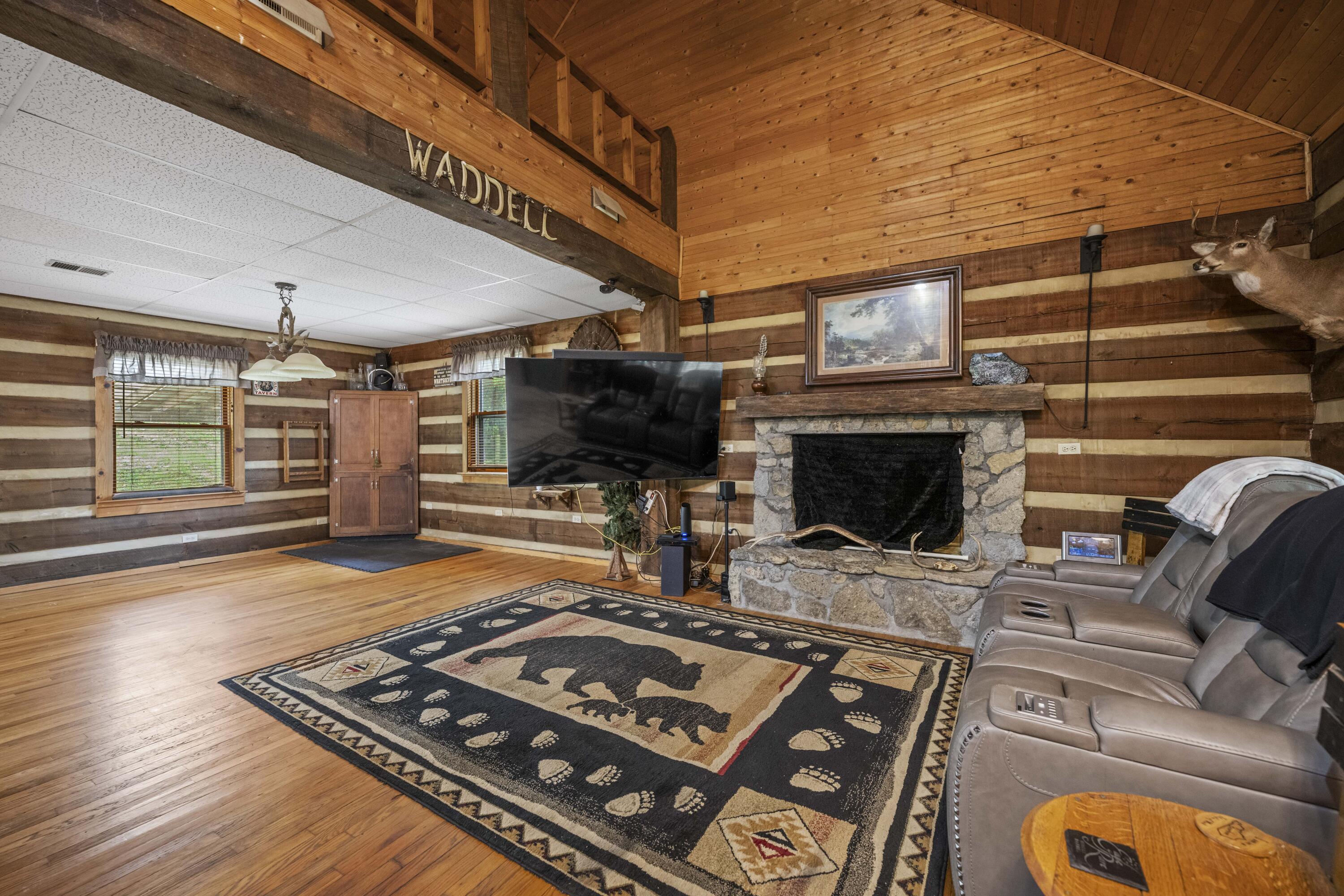 Richmond, Kentucky 40475, United States, 3 Bedrooms Bedrooms, ,2 BathroomsBathrooms,Residential,Active,122179