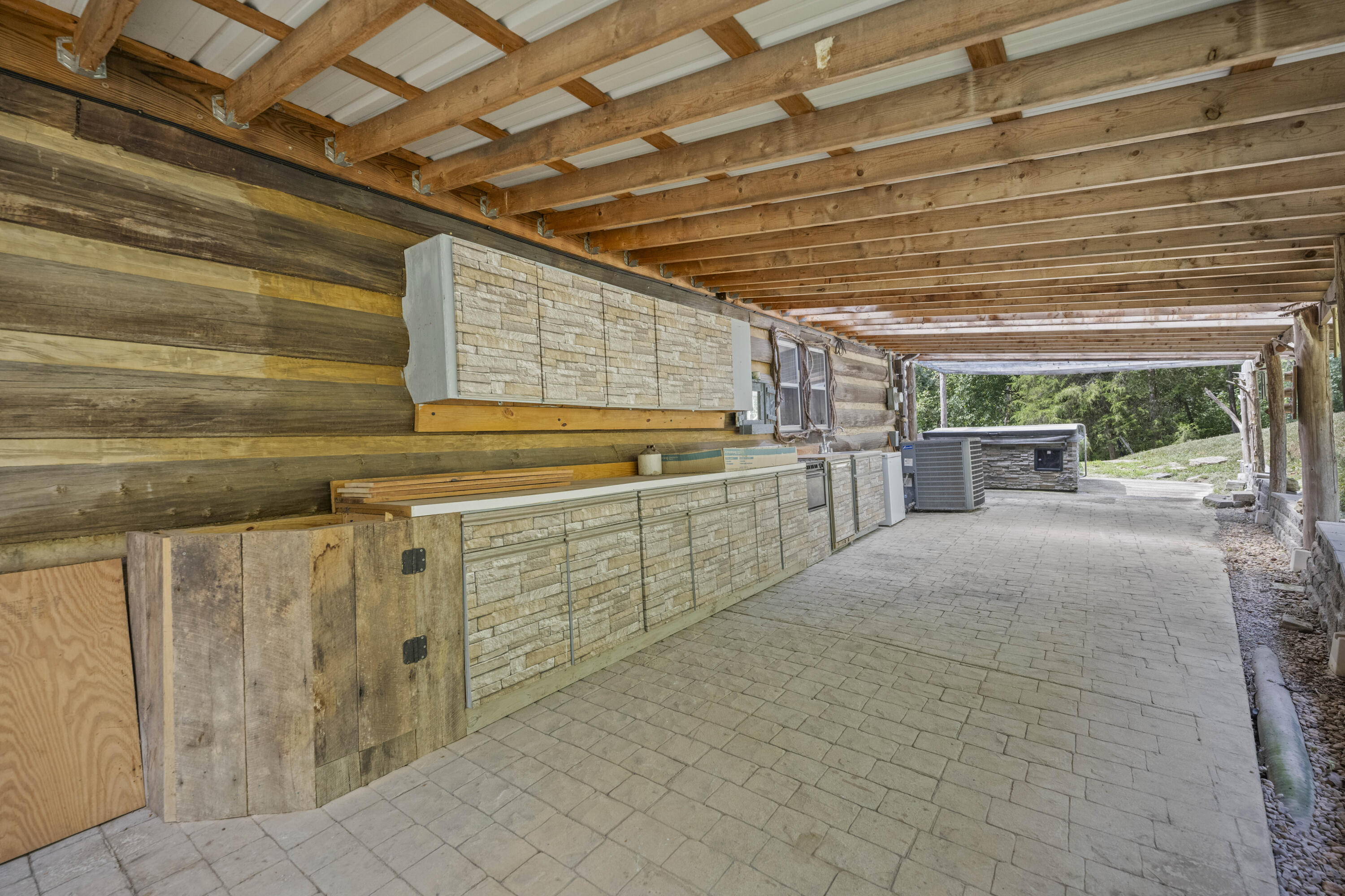 Richmond, Kentucky 40475, United States, 3 Bedrooms Bedrooms, ,2 BathroomsBathrooms,Residential,Active,122179