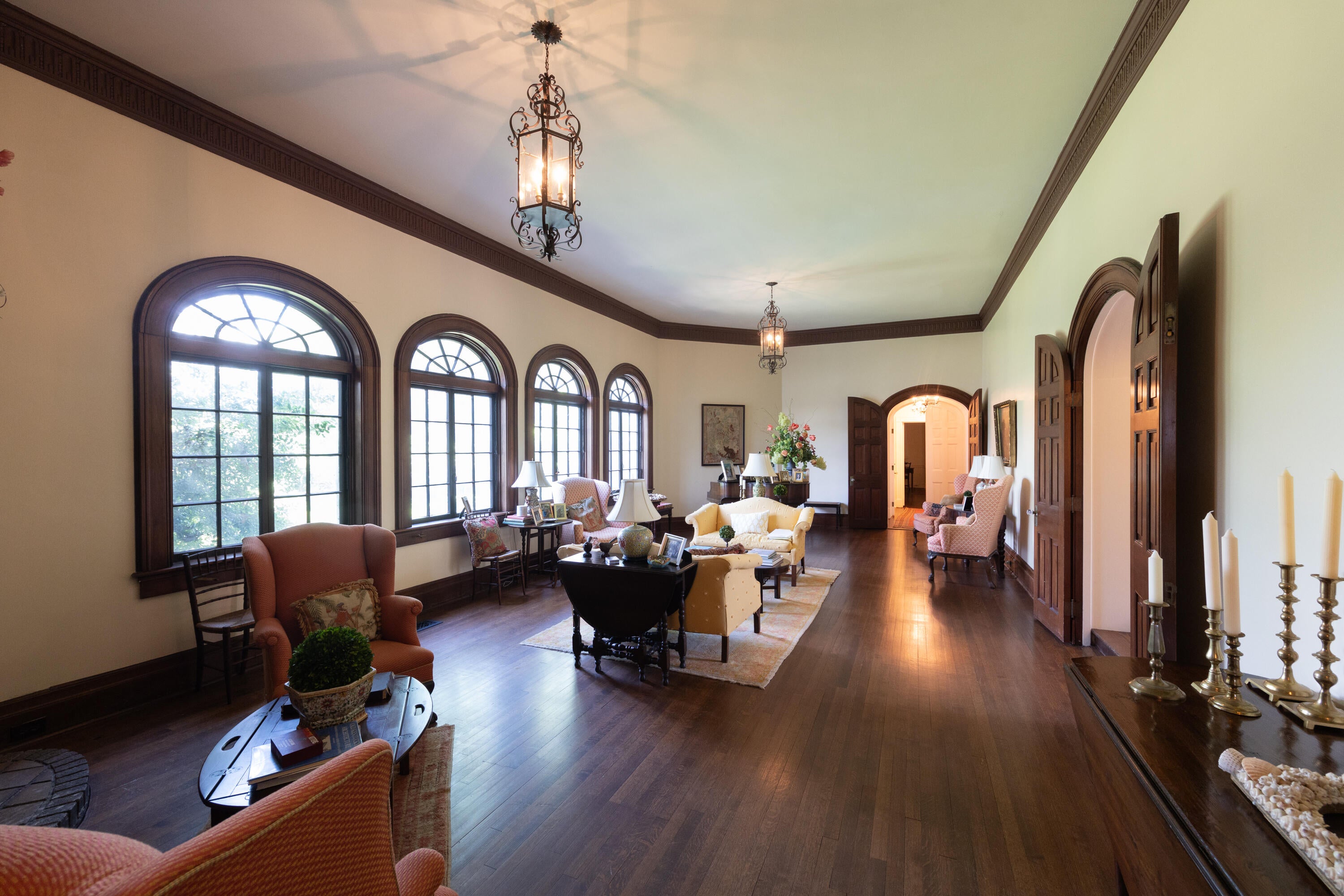 2601 Old Cave Hill Lane