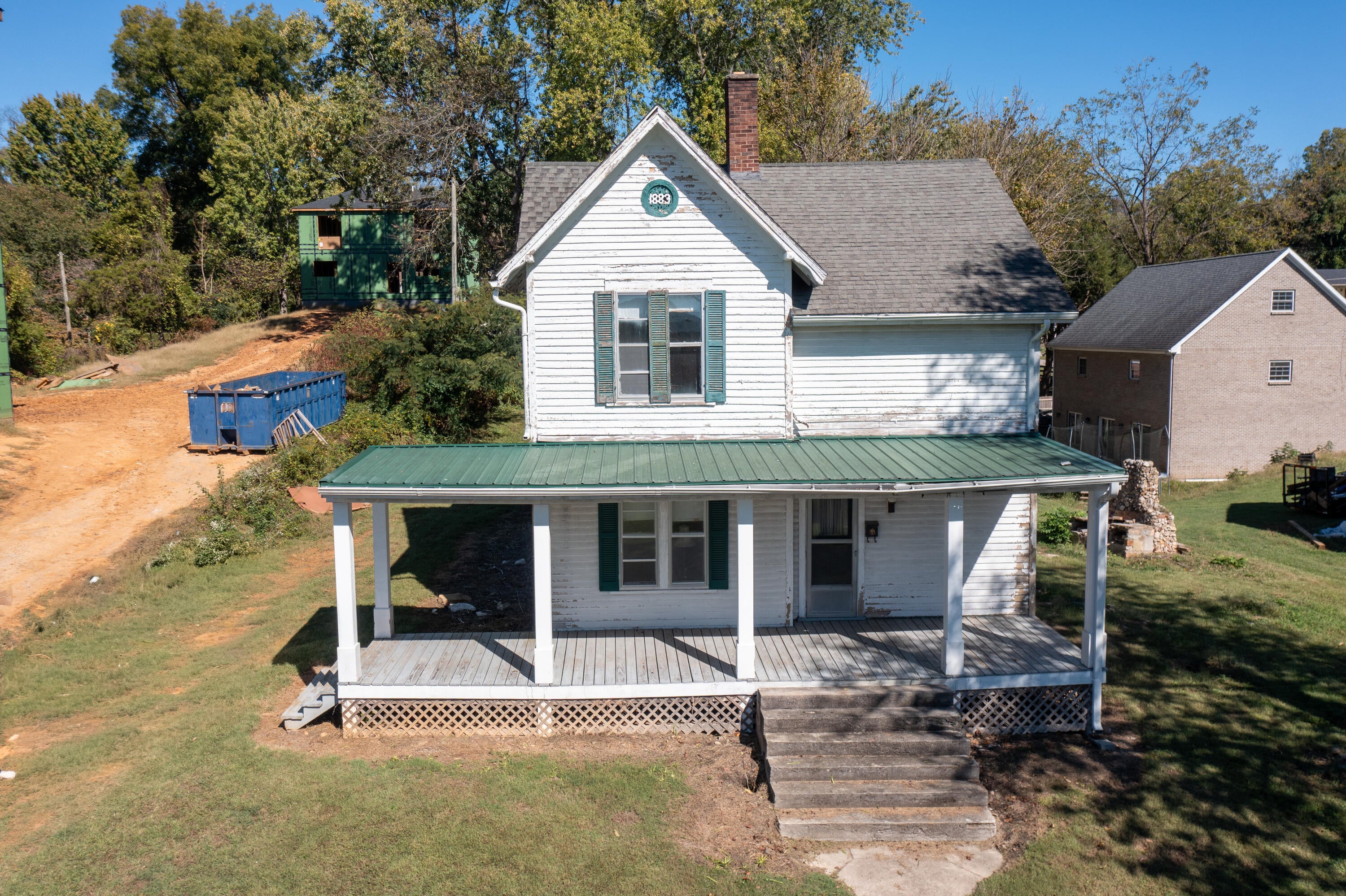 510 W Lakeshore Drive