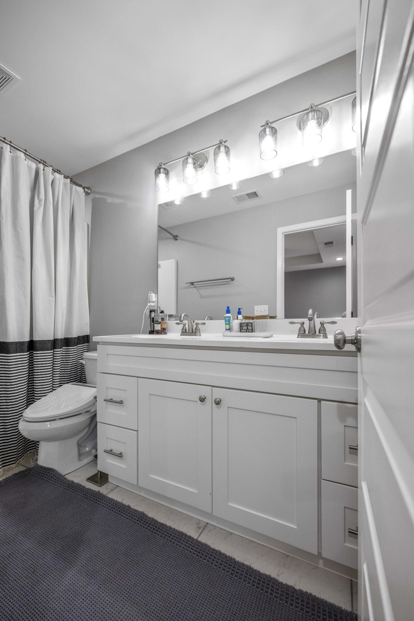 Berea, Kentucky 40403, United States, 3 Bedrooms Bedrooms, ,2 BathroomsBathrooms,Residential,Active,197137