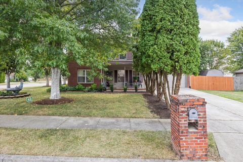Photo of 356 Weslyn Way, Nicholasville, KY 40356 (MLS # 25019232)