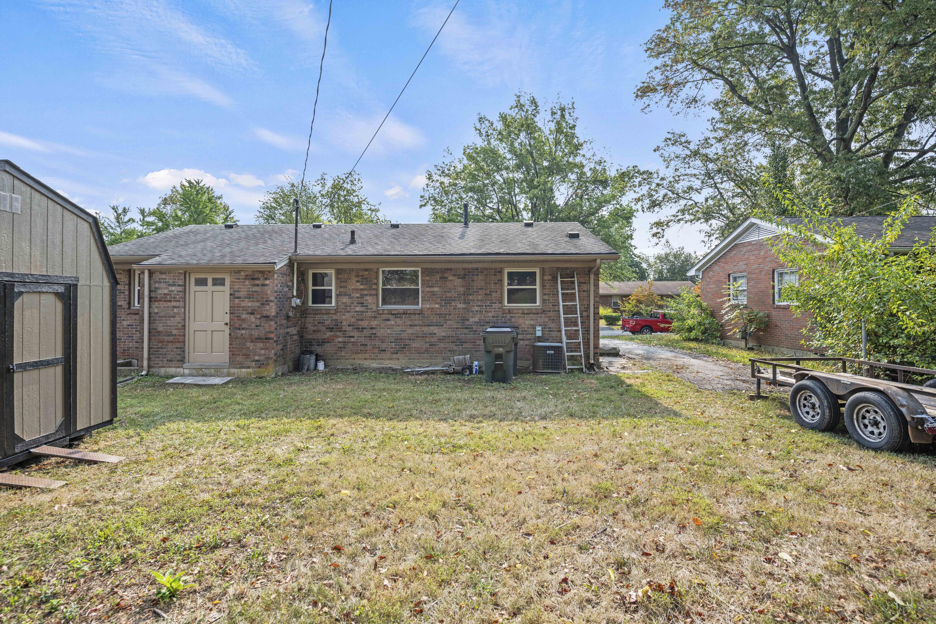 Lexington, Kentucky 40517, United States, 3 Bedrooms Bedrooms, ,1 BathroomBathrooms,Residential,Active,205606