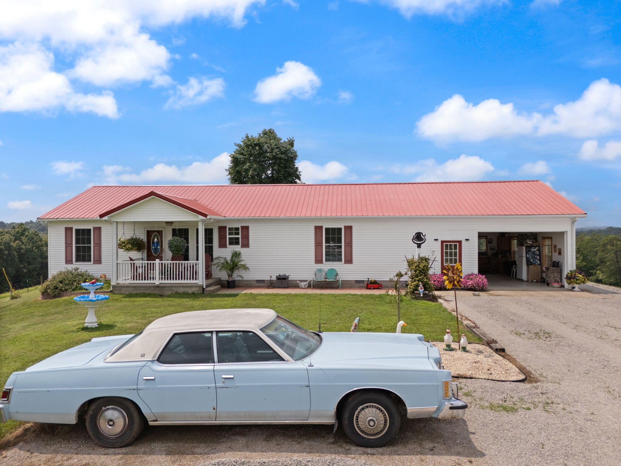 215 Crisp Road