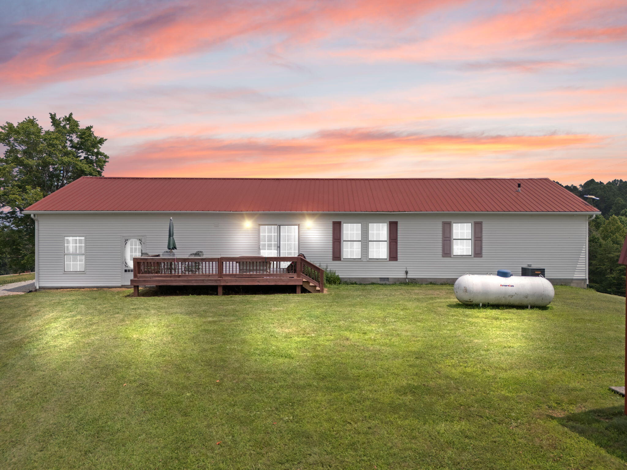 215 Crisp Road