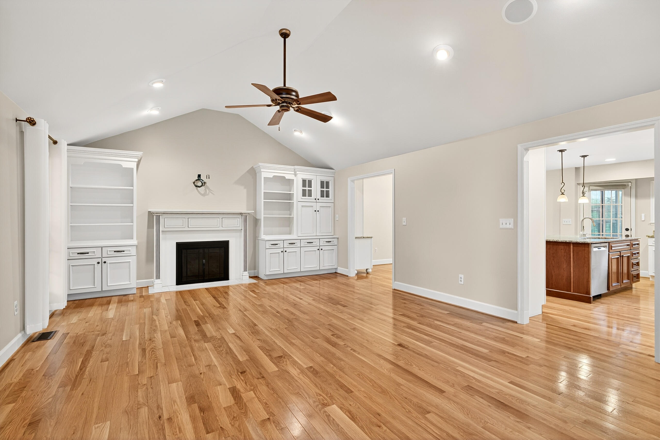 Lexington, Kentucky 40514, United States, 4 Bedrooms Bedrooms, ,3 BathroomsBathrooms,Residential,Active,179270