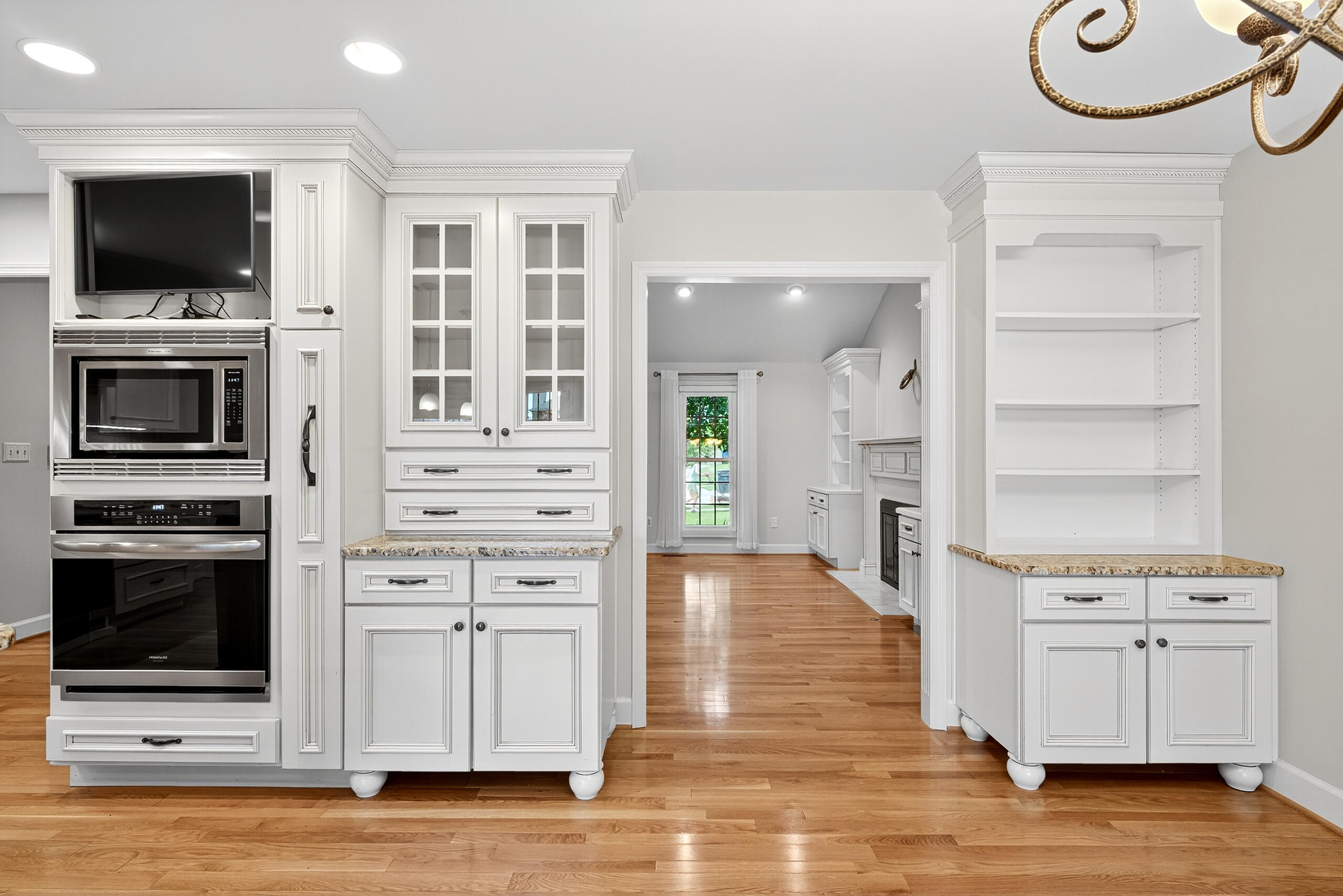 Lexington, Kentucky 40514, United States, 4 Bedrooms Bedrooms, ,3 BathroomsBathrooms,Residential,Active,179270