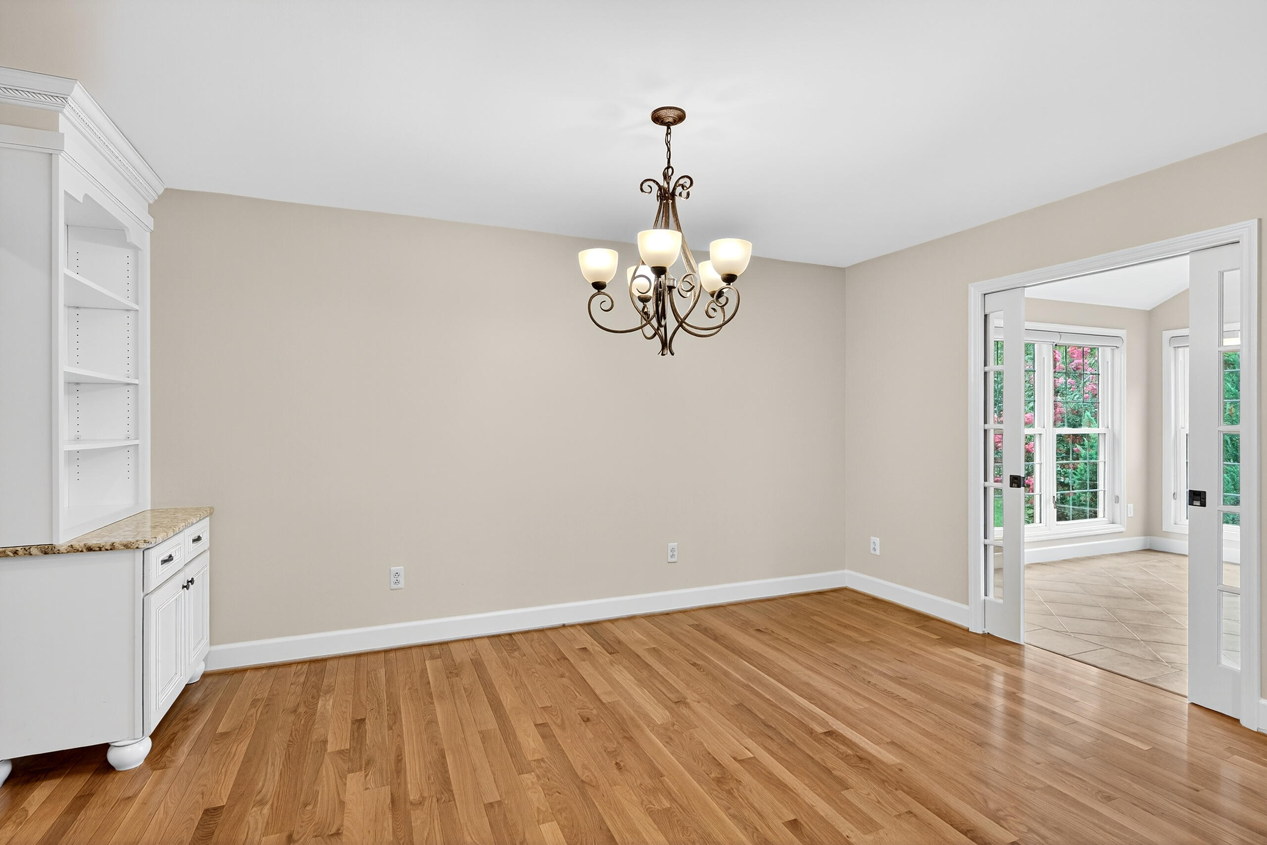 Lexington, Kentucky 40514, United States, 4 Bedrooms Bedrooms, ,3 BathroomsBathrooms,Residential,Active,179270