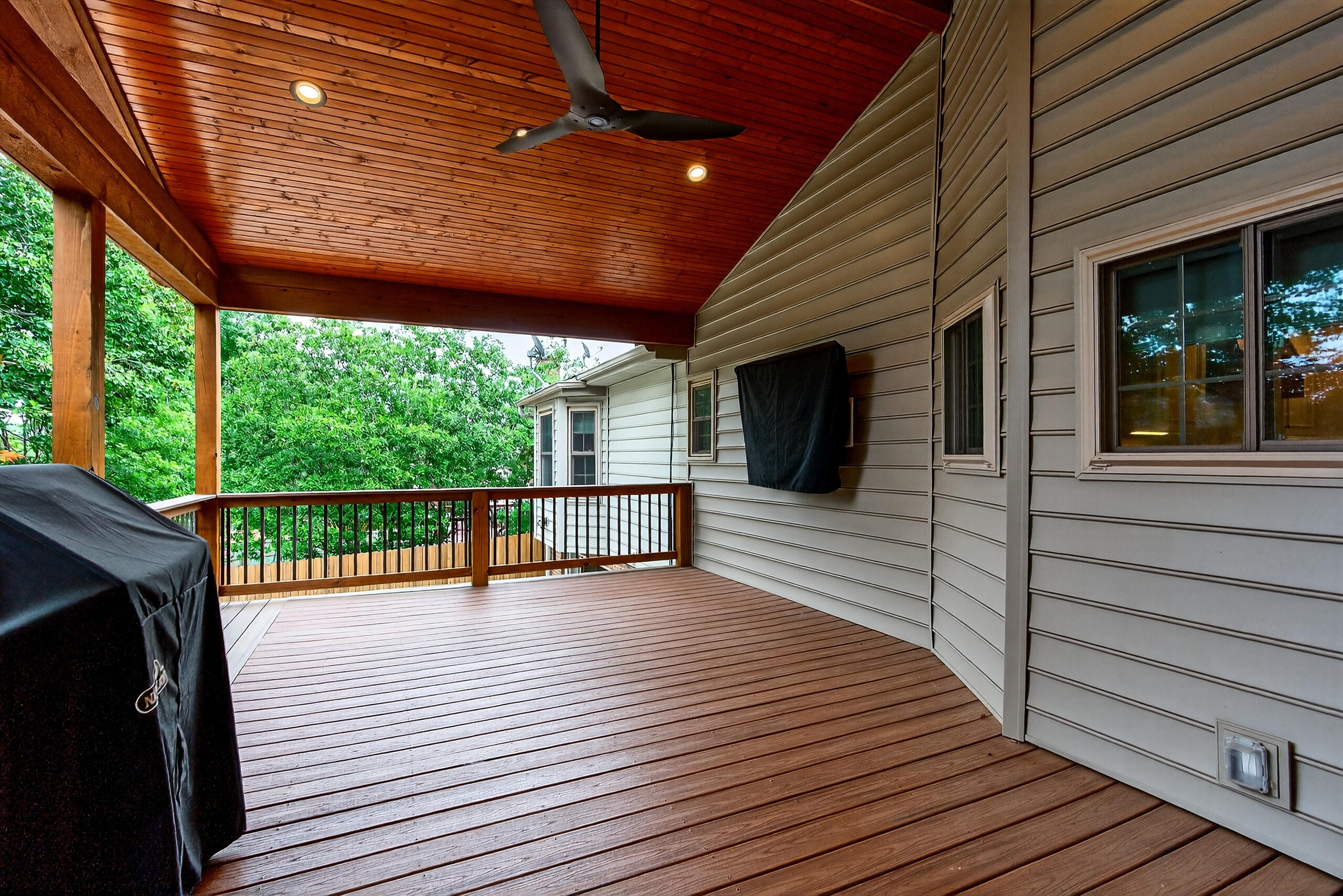 Lexington, Kentucky 40514, United States, 4 Bedrooms Bedrooms, ,3 BathroomsBathrooms,Residential,Active,179270