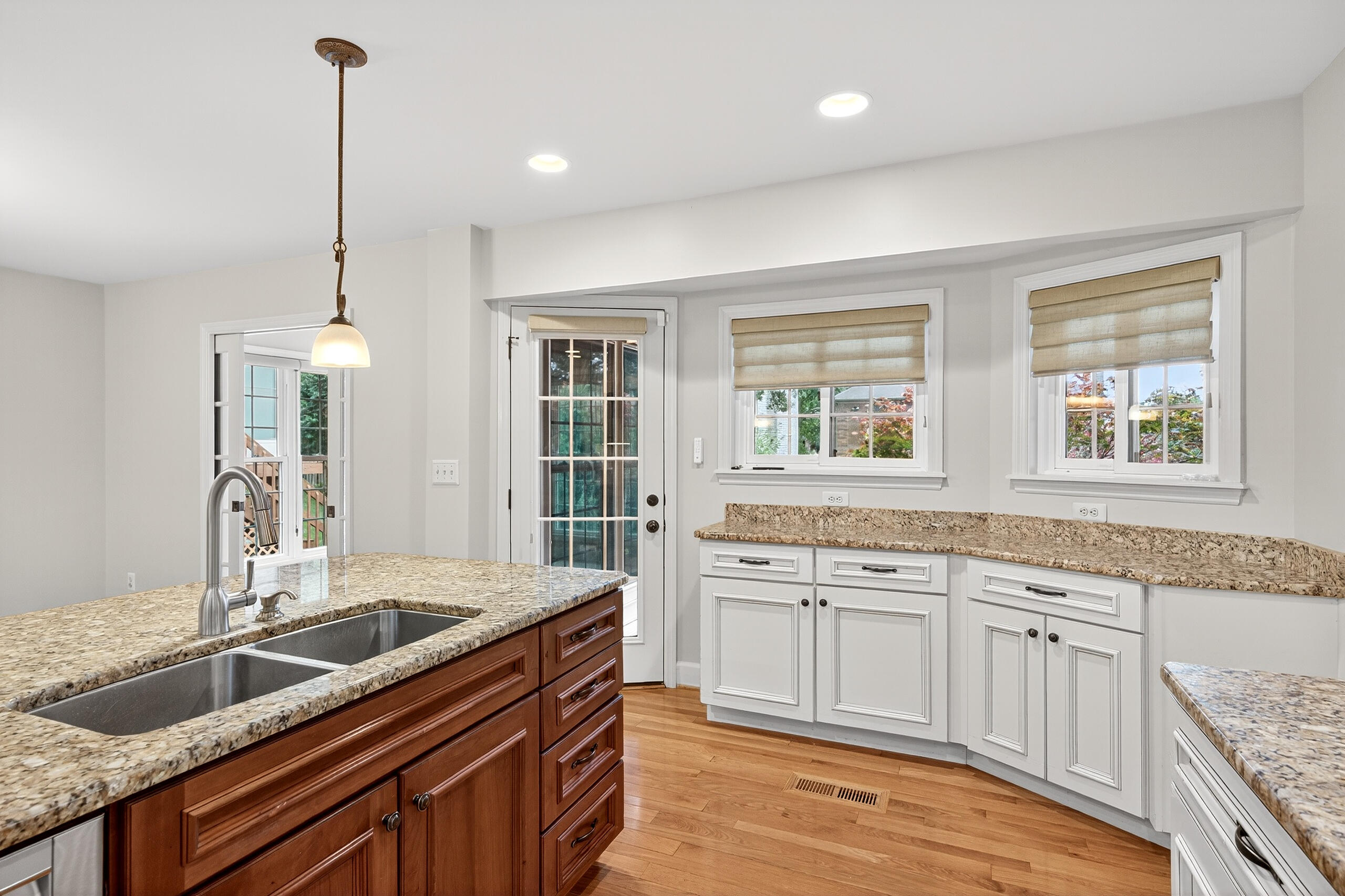 Lexington, Kentucky 40514, United States, 4 Bedrooms Bedrooms, ,3 BathroomsBathrooms,Residential,Active,179270