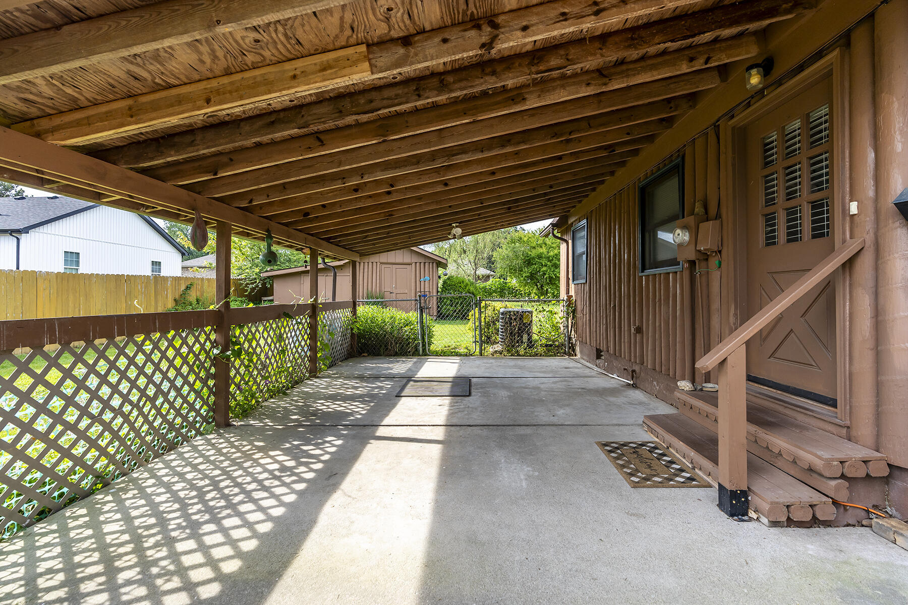 Berea, Kentucky 40403, United States, 3 Bedrooms Bedrooms, ,2 BathroomsBathrooms,Residential,Active,212563