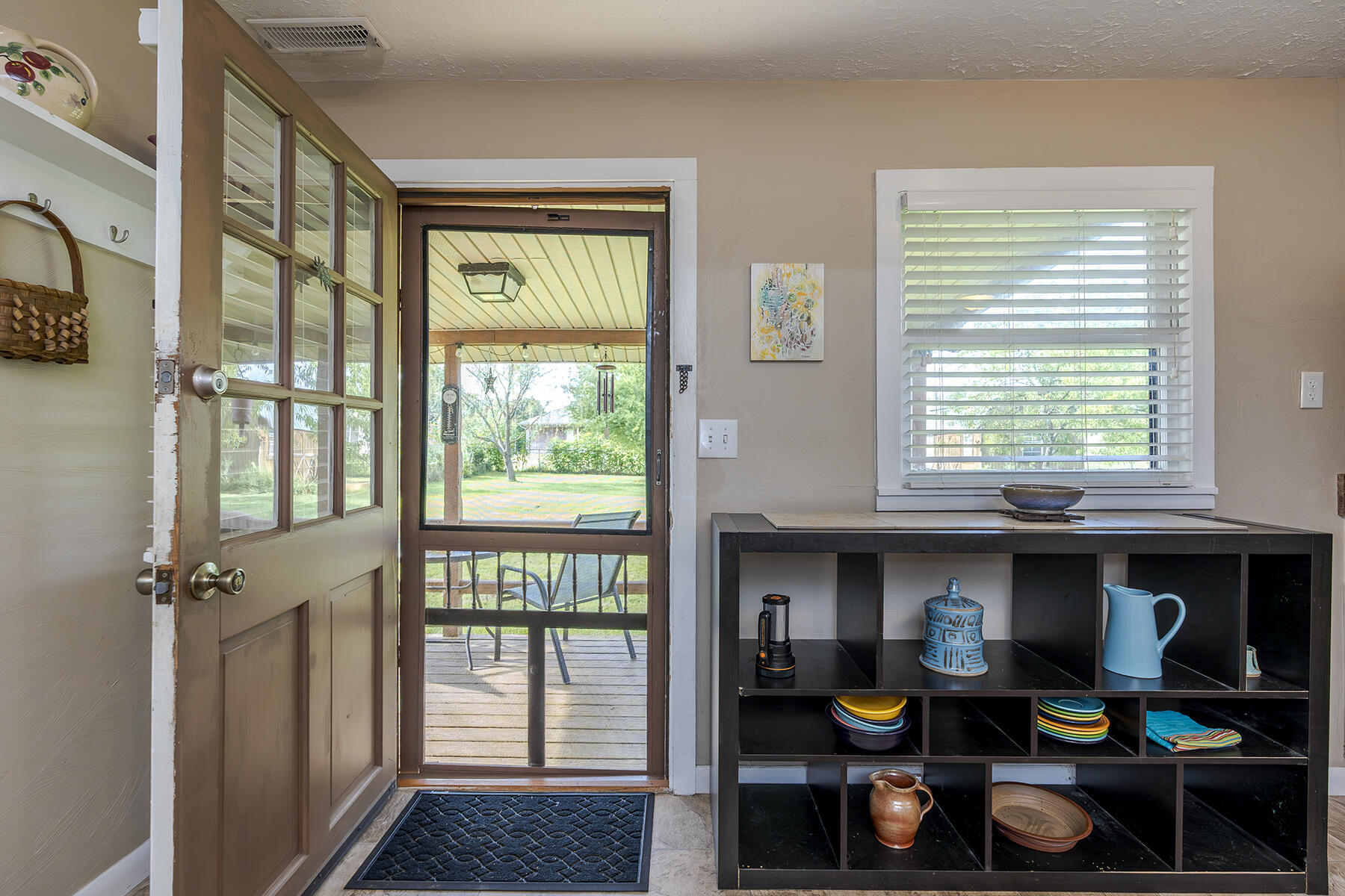 Berea, Kentucky 40403, United States, 3 Bedrooms Bedrooms, ,2 BathroomsBathrooms,Residential,Active,212563