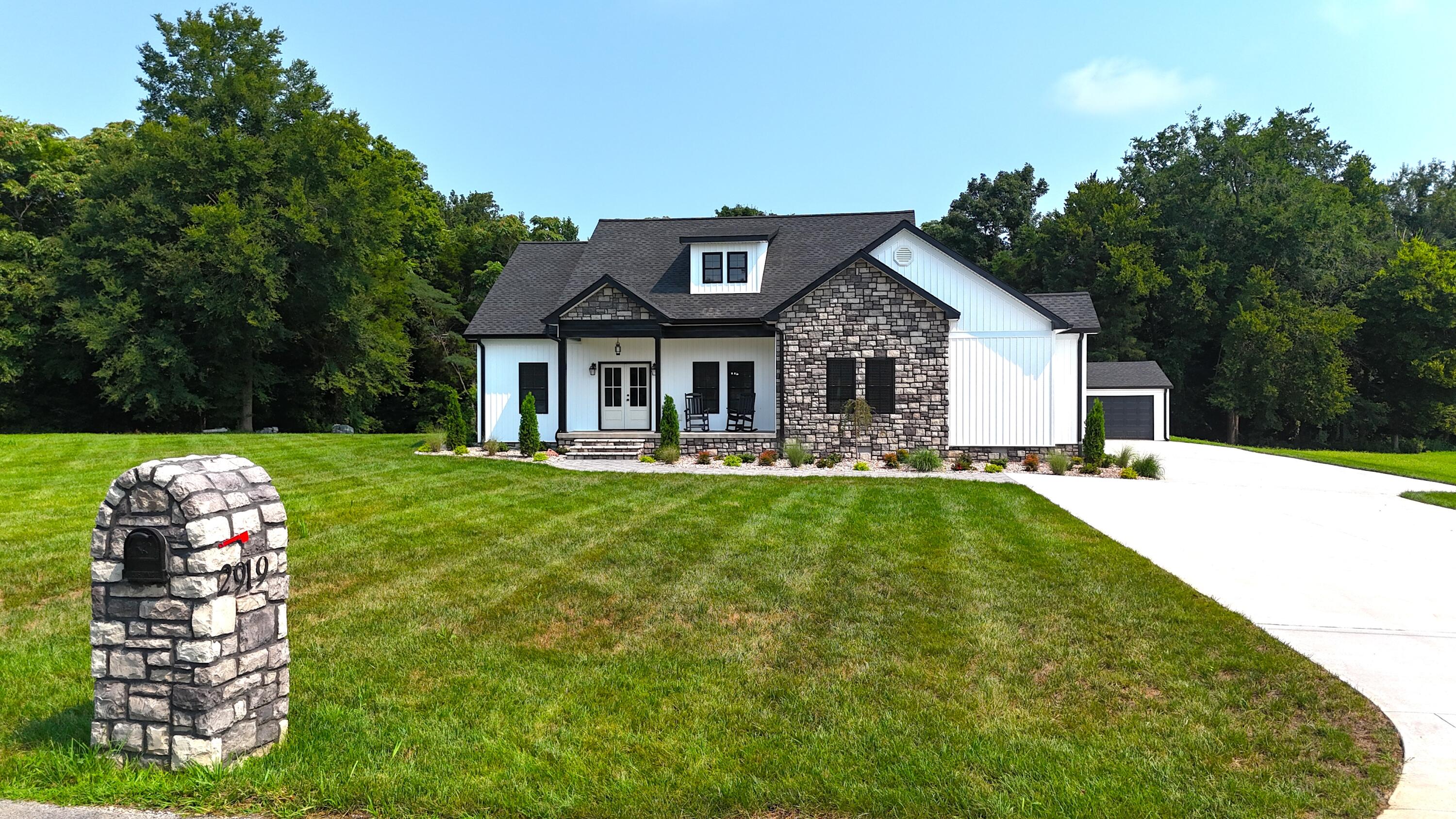 2919 Friendship Road