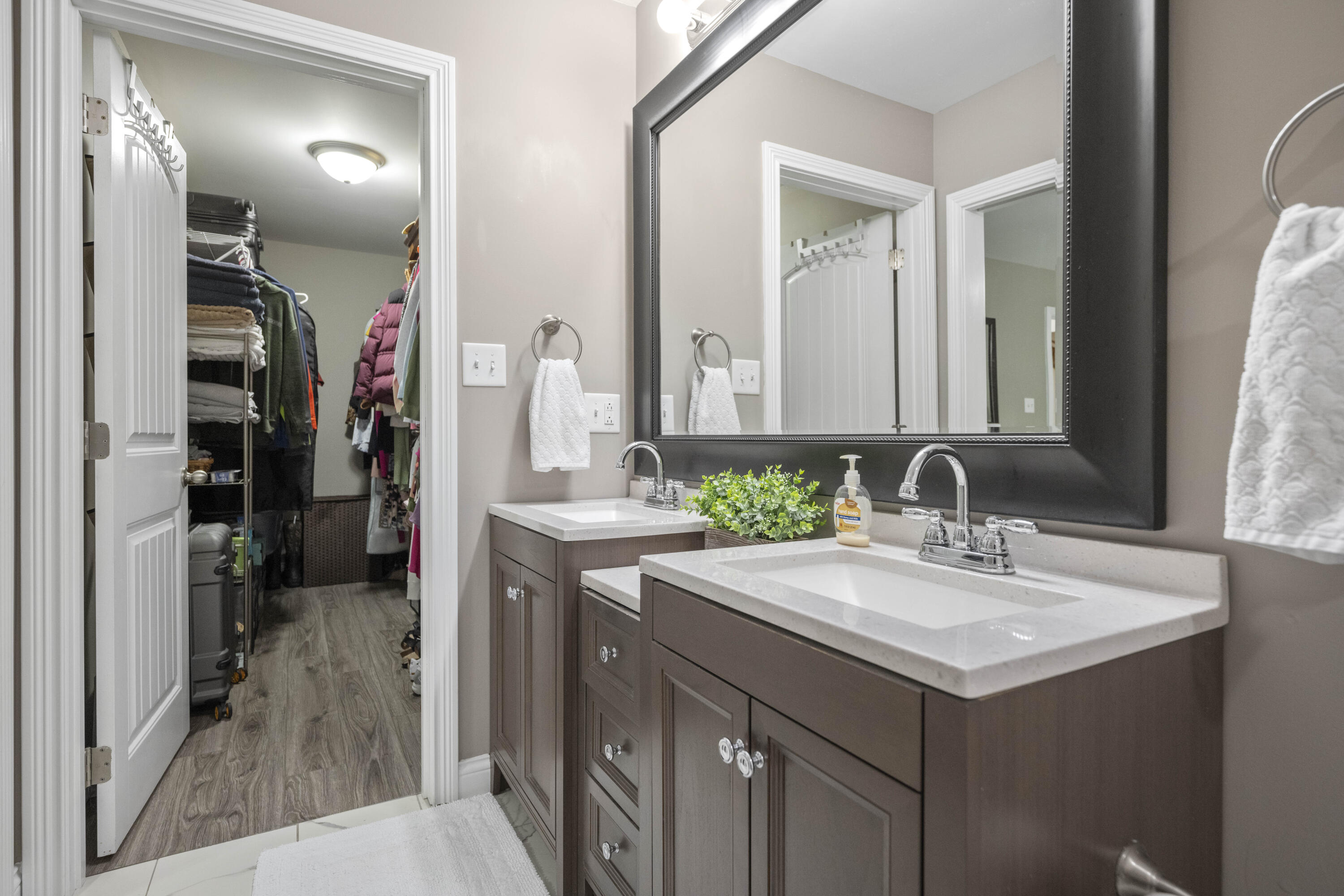 Richmond, Kentucky 40475, United States, 3 Bedrooms Bedrooms, ,2 BathroomsBathrooms,Residential,Active,126154