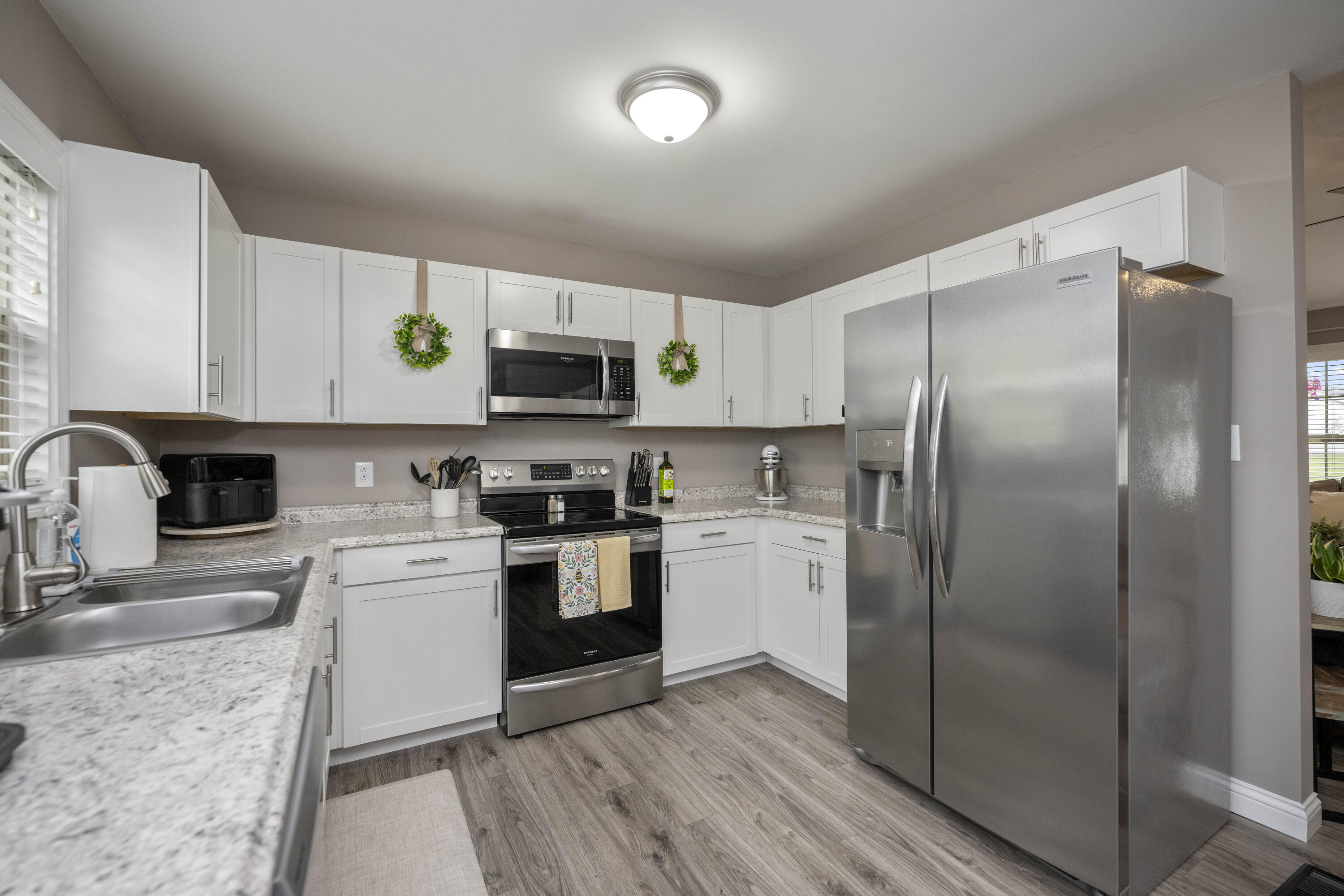 Richmond, Kentucky 40475, United States, 3 Bedrooms Bedrooms, ,2 BathroomsBathrooms,Residential,Active,126154