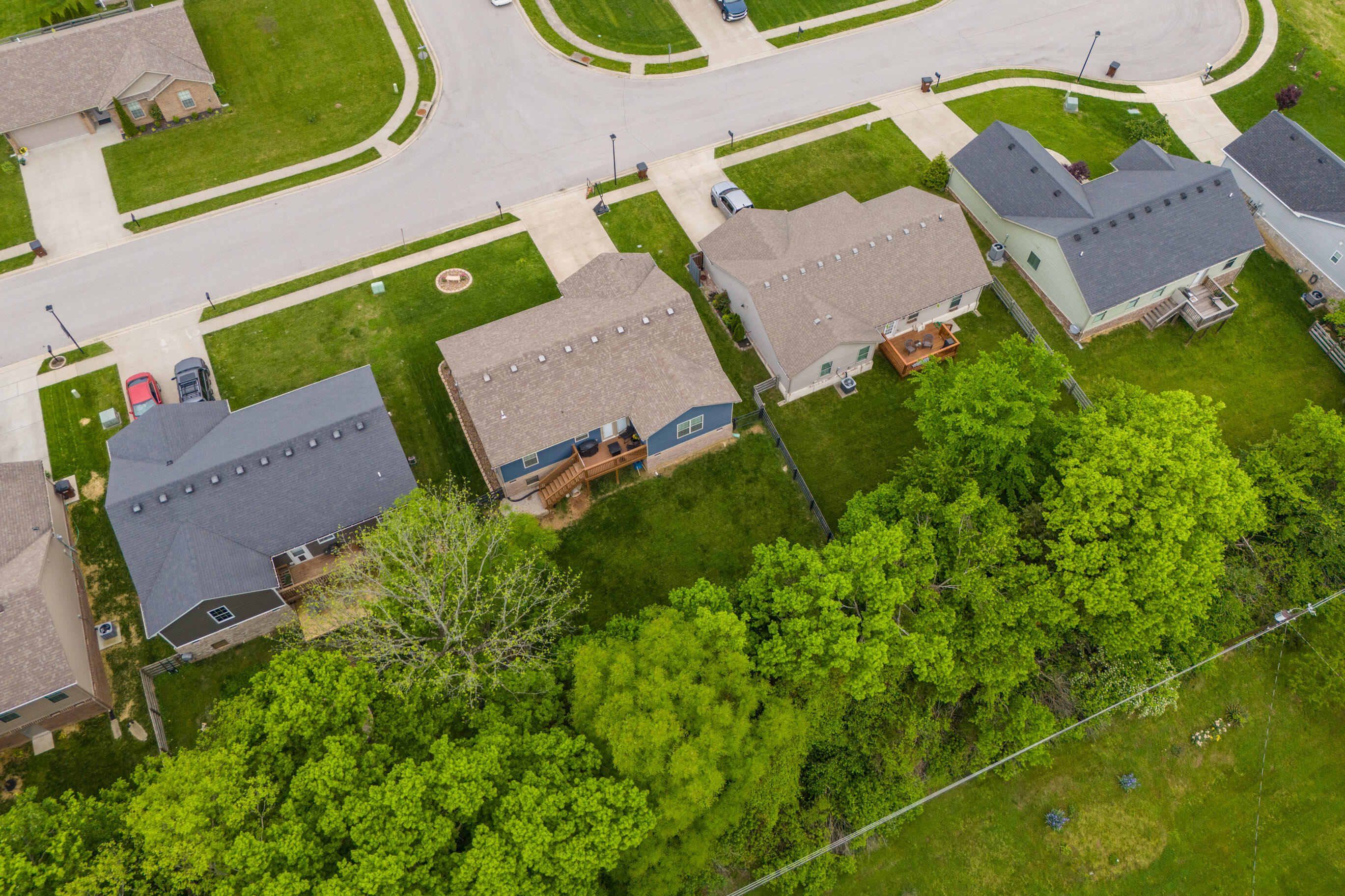 Richmond, Kentucky 40475, United States, 3 Bedrooms Bedrooms, ,2 BathroomsBathrooms,Residential,Active,126154