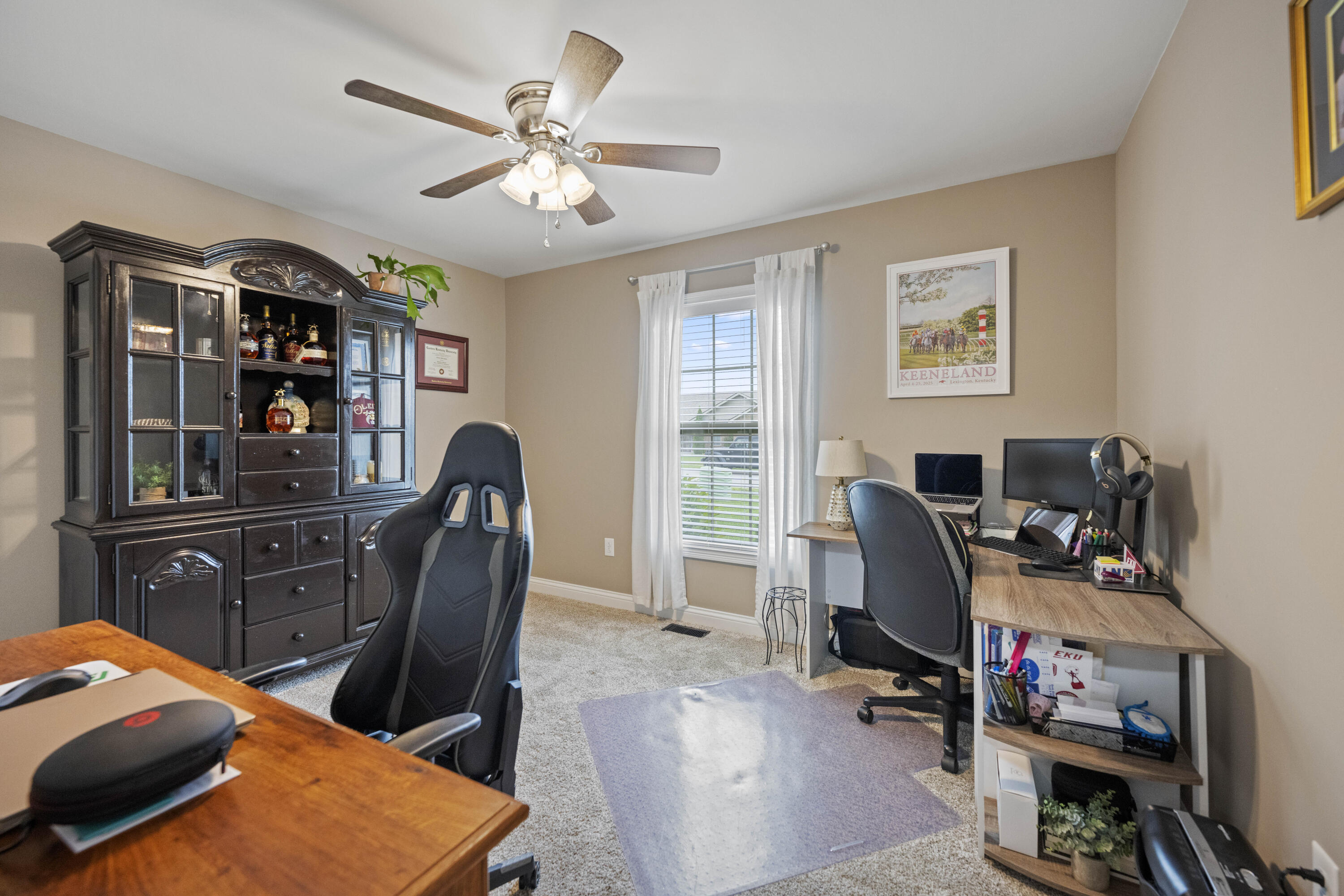 Richmond, Kentucky 40475, United States, 3 Bedrooms Bedrooms, ,2 BathroomsBathrooms,Residential,Active,126154