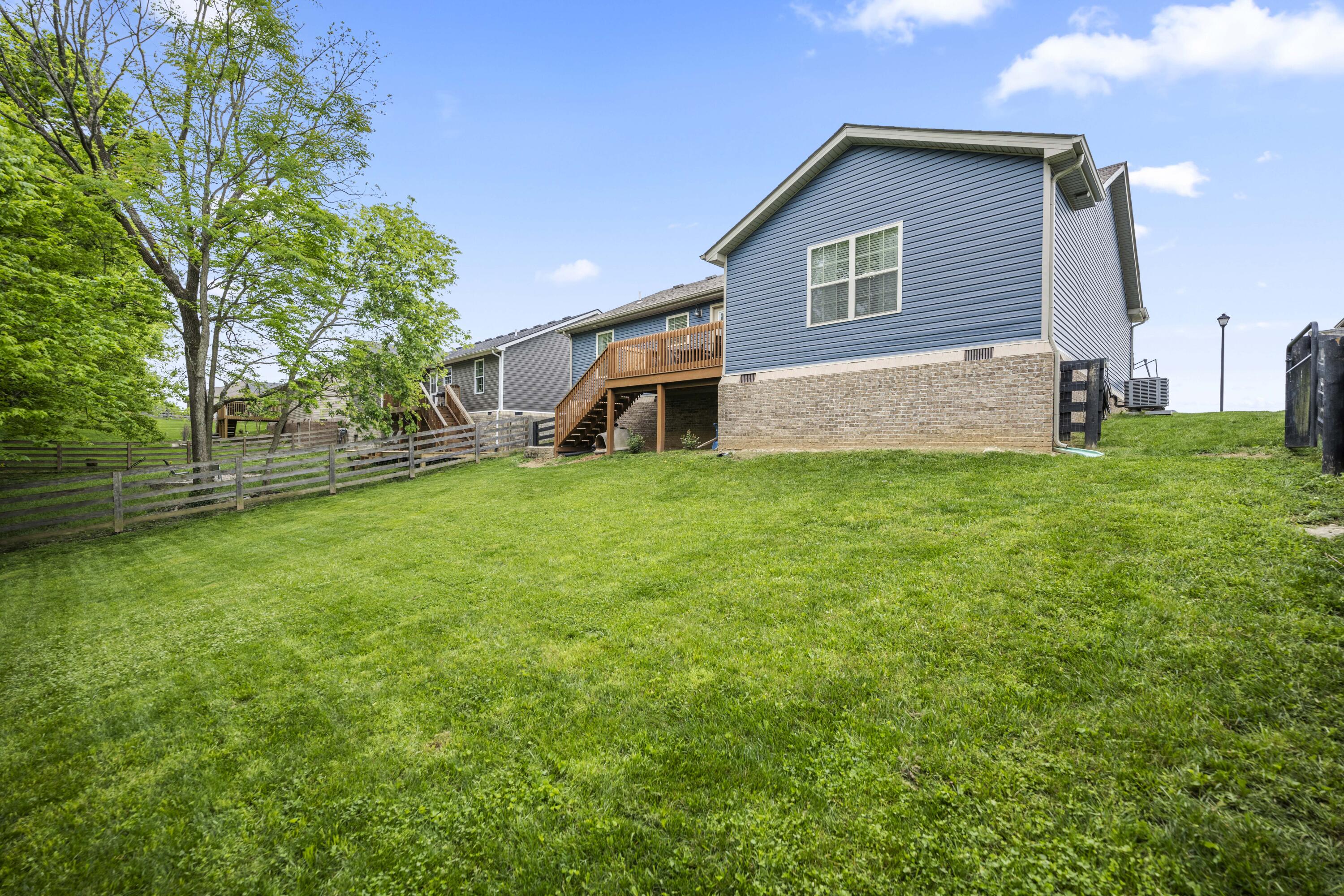 Richmond, Kentucky 40475, United States, 3 Bedrooms Bedrooms, ,2 BathroomsBathrooms,Residential,Active,126154