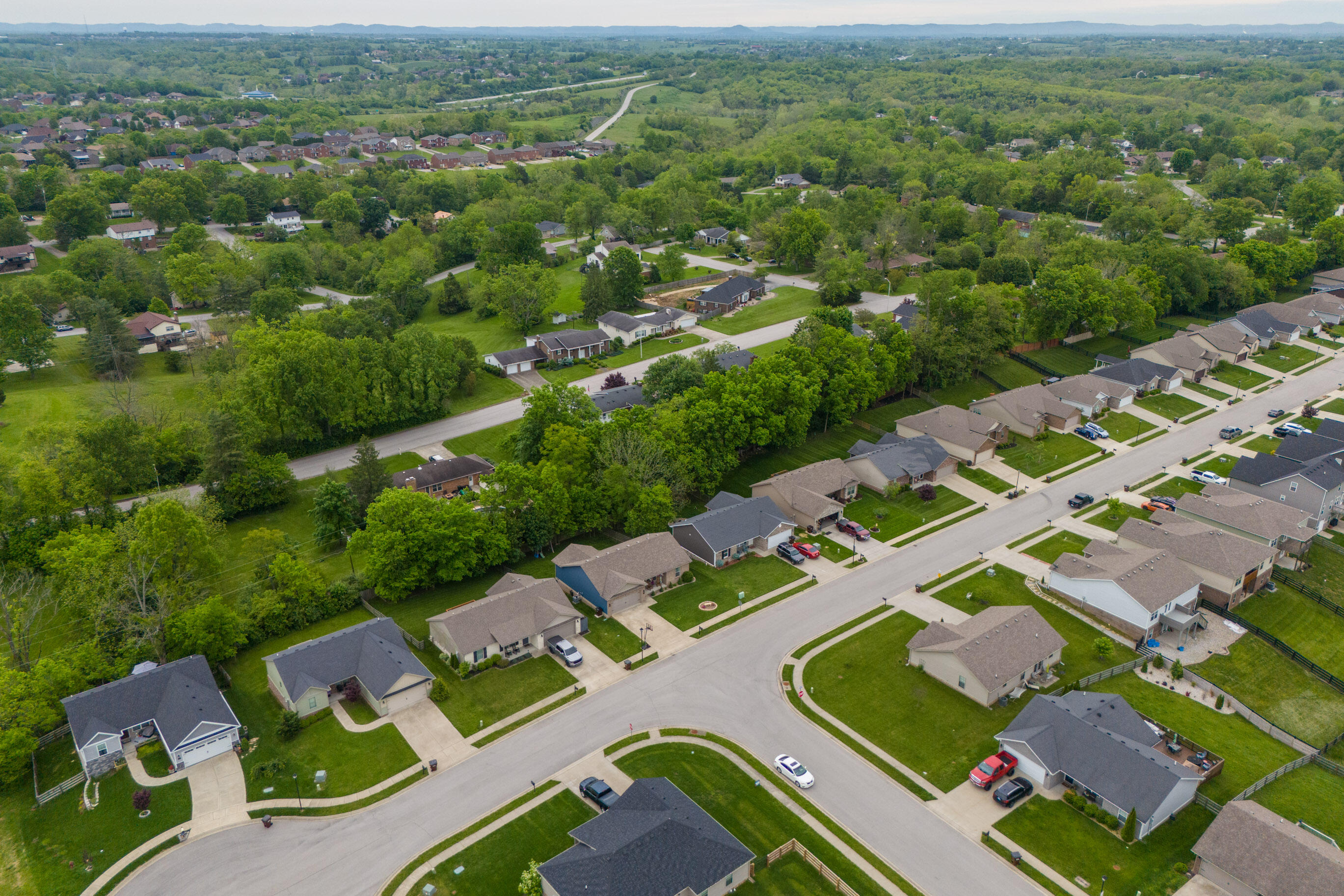 Richmond, Kentucky 40475, United States, 3 Bedrooms Bedrooms, ,2 BathroomsBathrooms,Residential,Active,126154