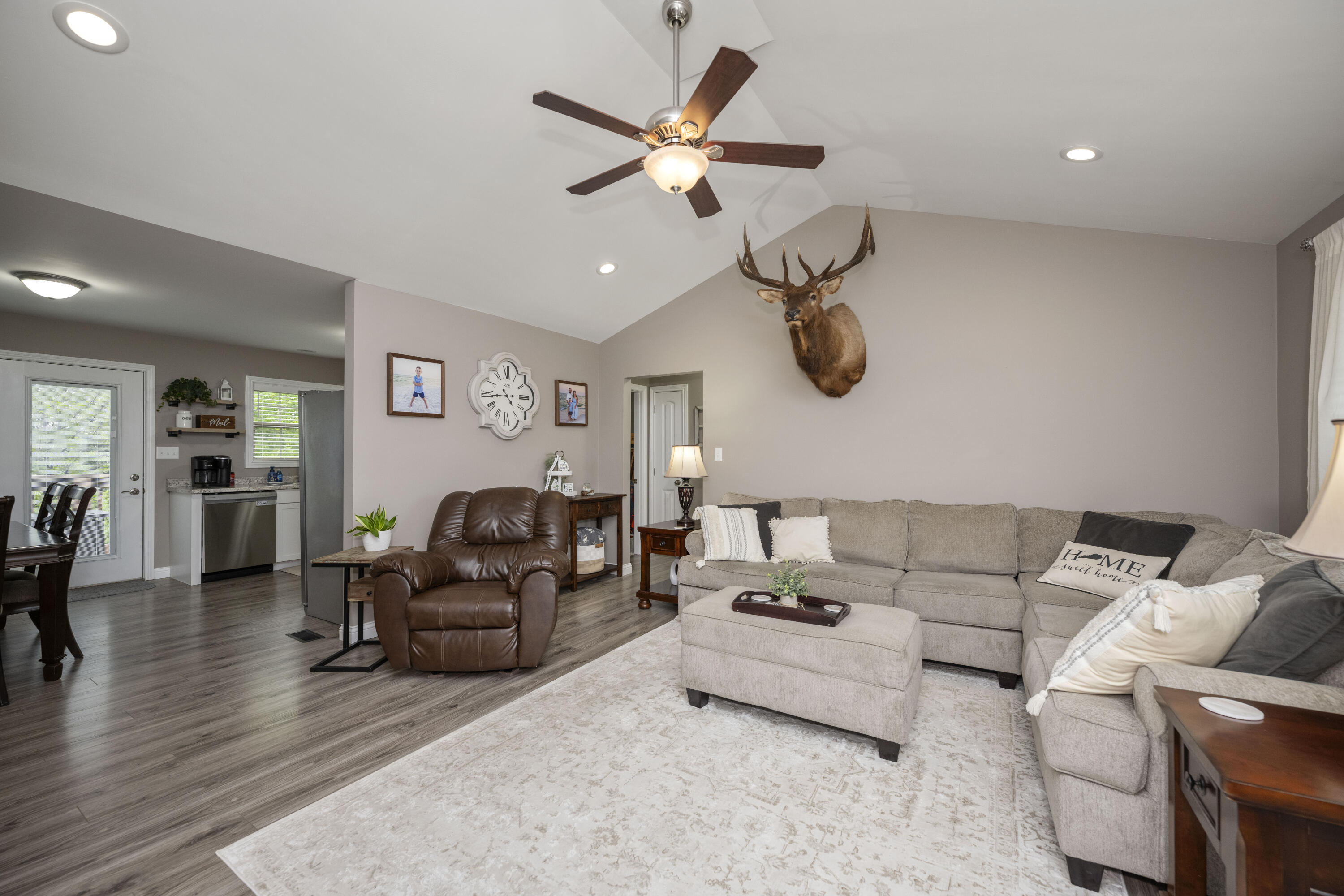 Richmond, Kentucky 40475, United States, 3 Bedrooms Bedrooms, ,2 BathroomsBathrooms,Residential,Active,126154