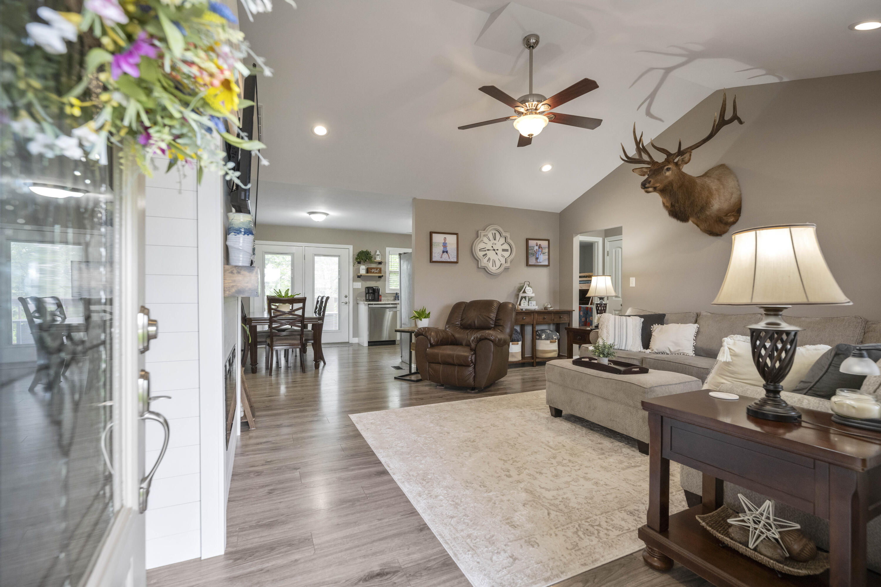 Richmond, Kentucky 40475, United States, 3 Bedrooms Bedrooms, ,2 BathroomsBathrooms,Residential,Active,126154