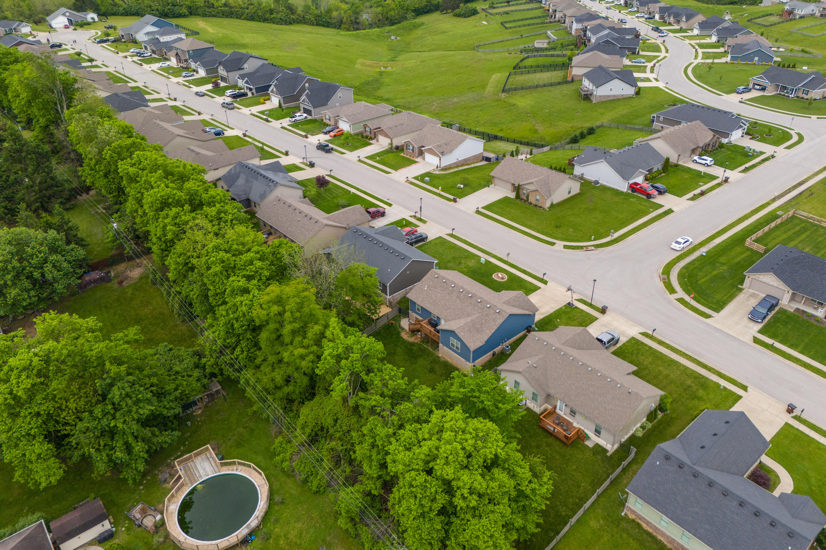 Richmond, Kentucky 40475, United States, 3 Bedrooms Bedrooms, ,2 BathroomsBathrooms,Residential,Active,126154