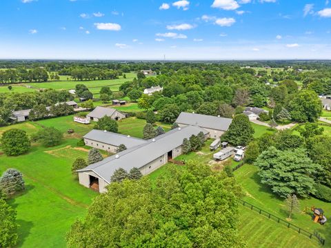 Photo of 3352 Huntertown Road, Versailles, KY 40383 (MLS # 25015785)