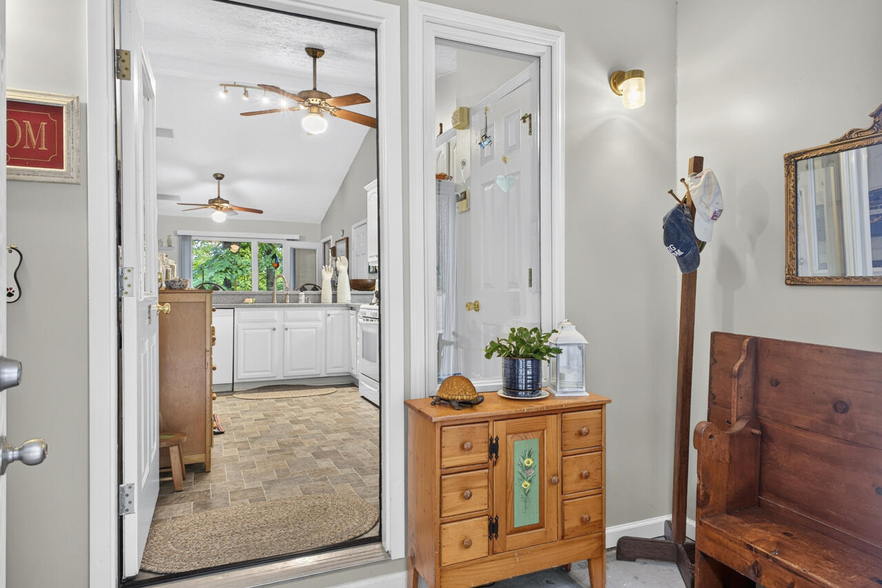 96 Bluebird Hollow