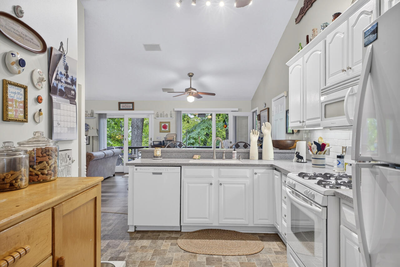 96 Bluebird Hollow