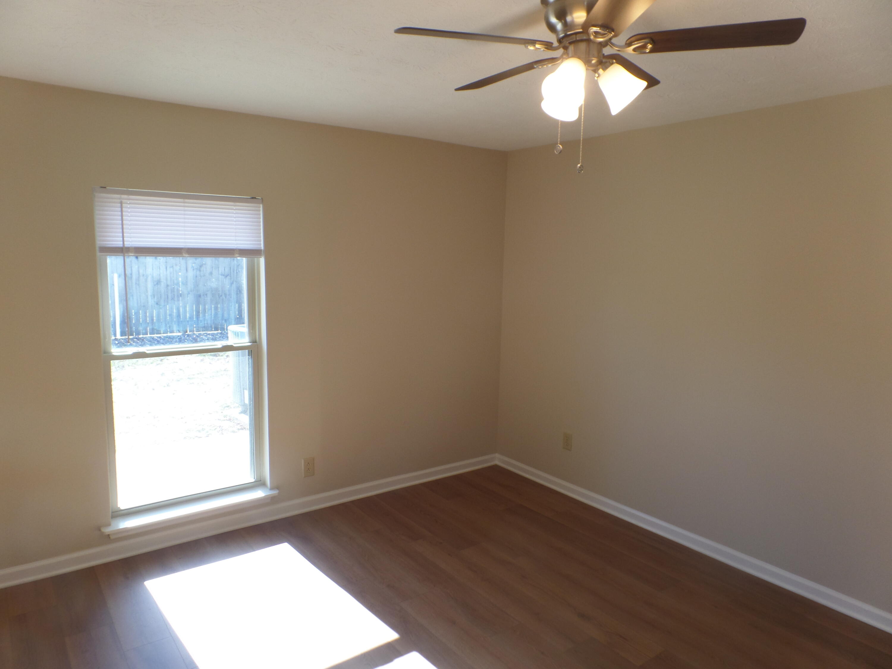 Lexington, Kentucky 40514, United States, 4 Bedrooms Bedrooms, ,3 BathroomsBathrooms,Residential,Pending,10261