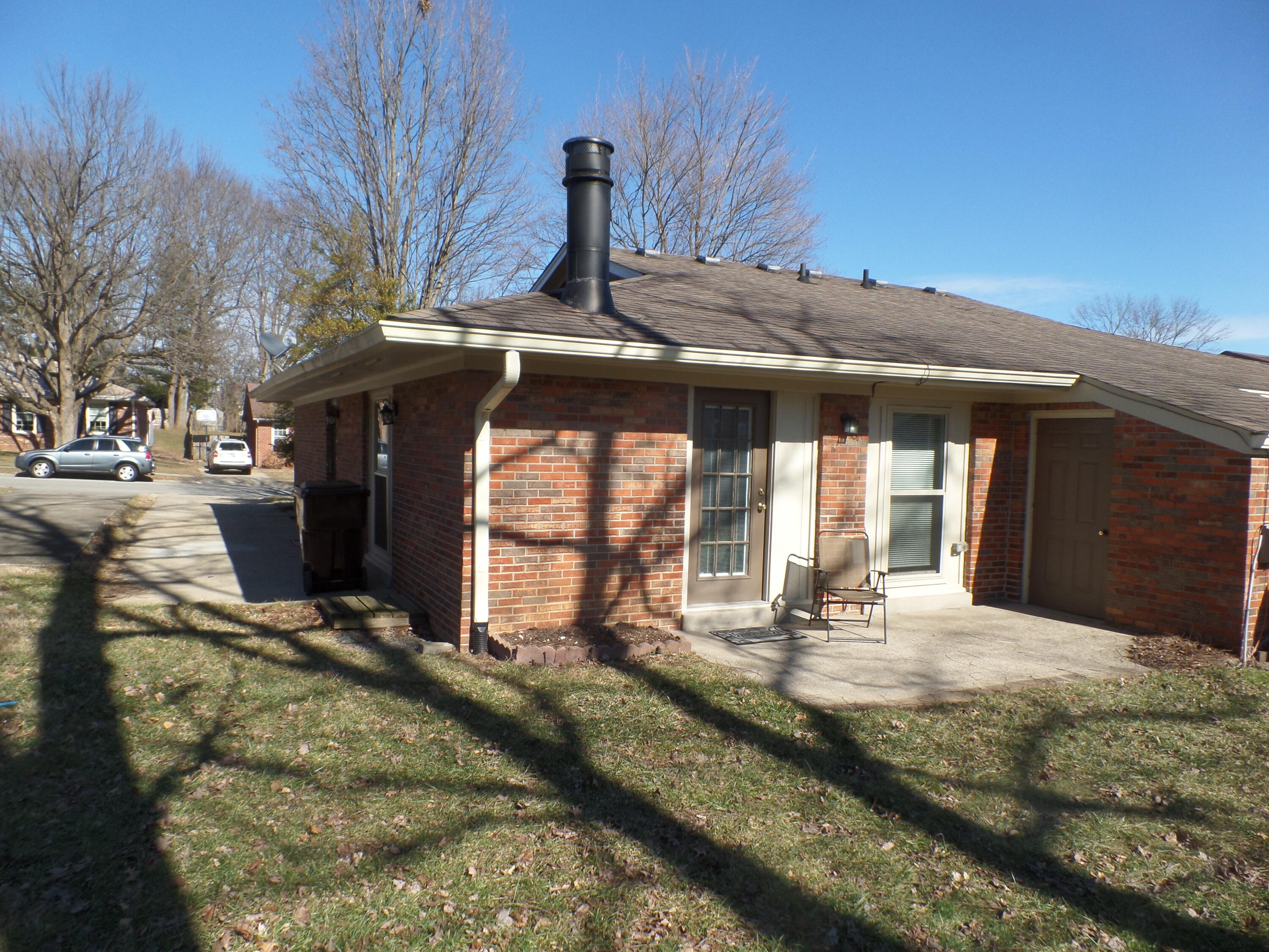 Lexington, Kentucky 40514, United States, 4 Bedrooms Bedrooms, ,3 BathroomsBathrooms,Residential,Pending,10261