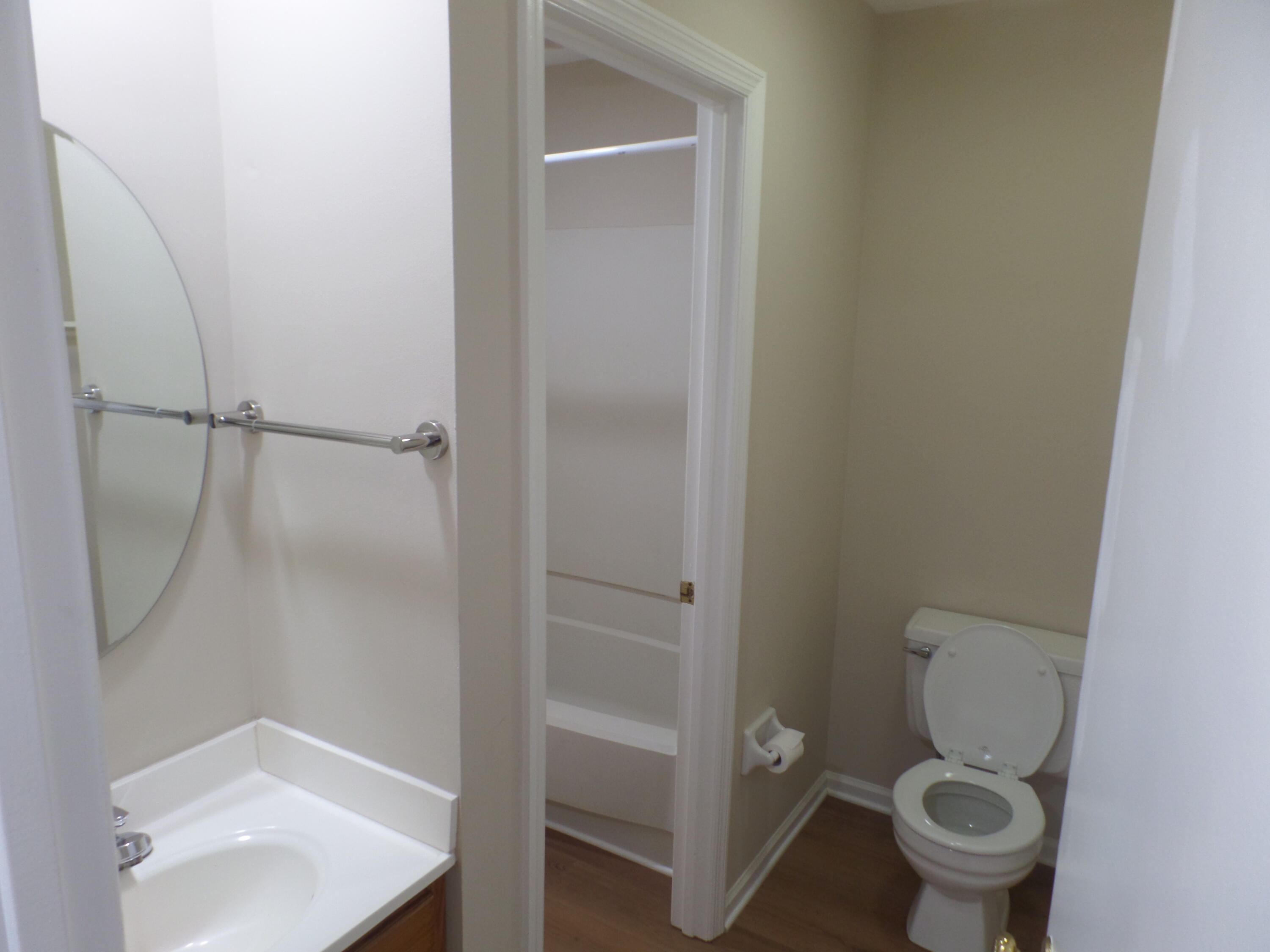 Lexington, Kentucky 40514, United States, 4 Bedrooms Bedrooms, ,3 BathroomsBathrooms,Residential,Pending,10261