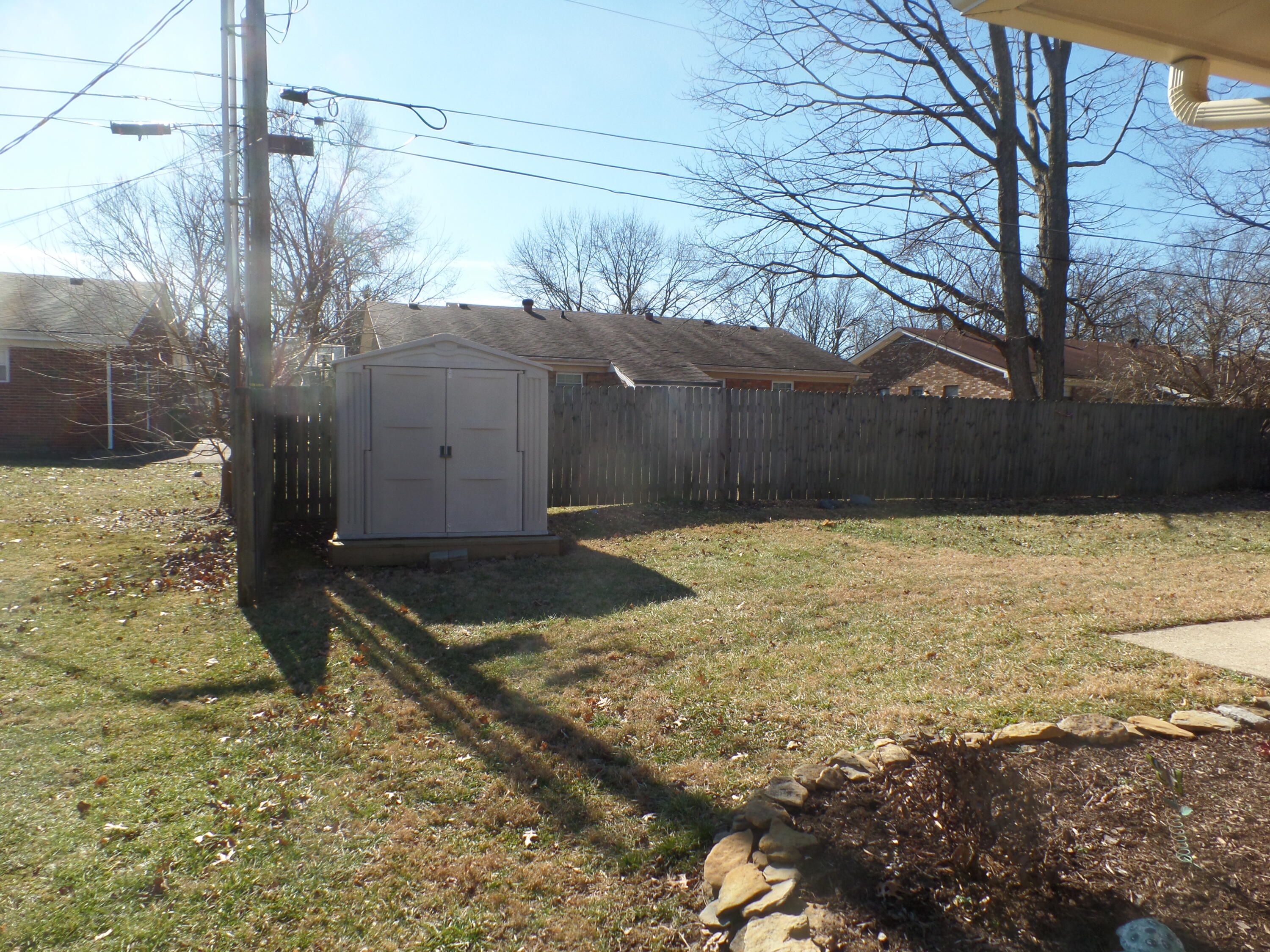 Lexington, Kentucky 40514, United States, 4 Bedrooms Bedrooms, ,3 BathroomsBathrooms,Residential,Pending,10261