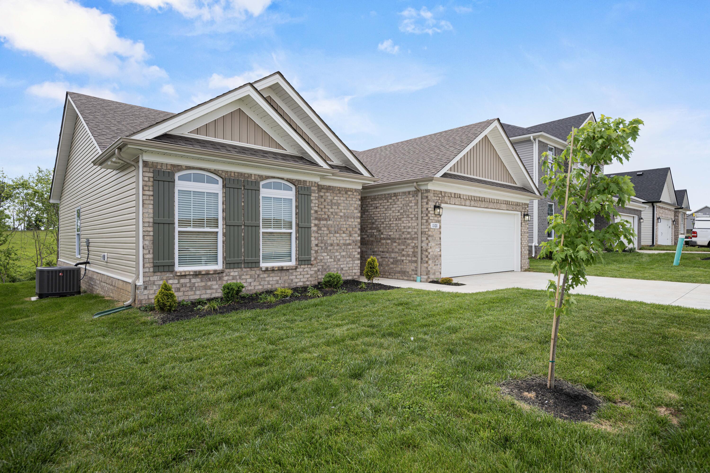 Richmond, Kentucky 40475, United States, 3 Bedrooms Bedrooms, ,2 BathroomsBathrooms,Residential,Active,127127