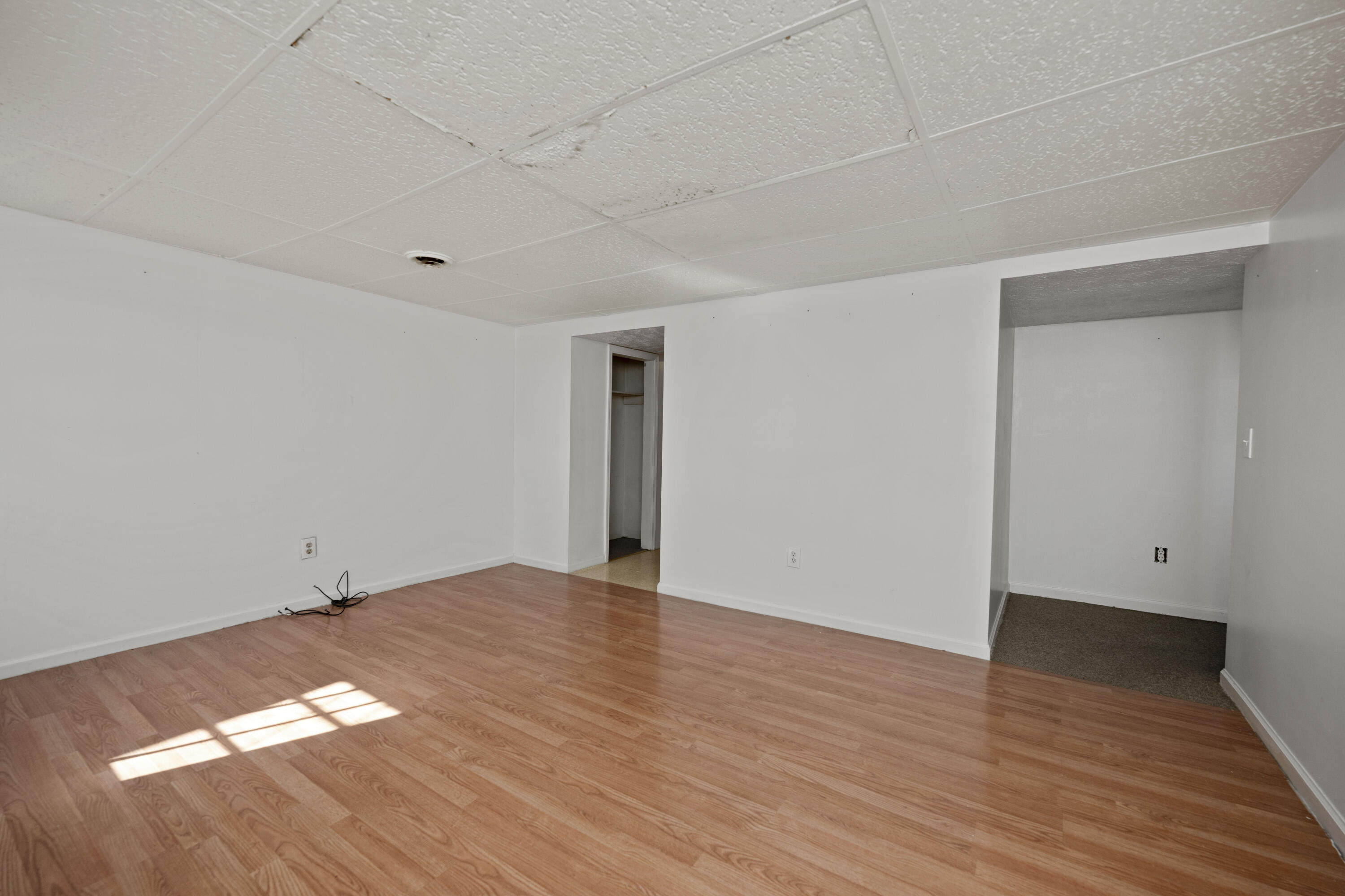 Richmond, Kentucky 40475, United States, 5 Bedrooms Bedrooms, ,3 BathroomsBathrooms,Residential,Active,94448