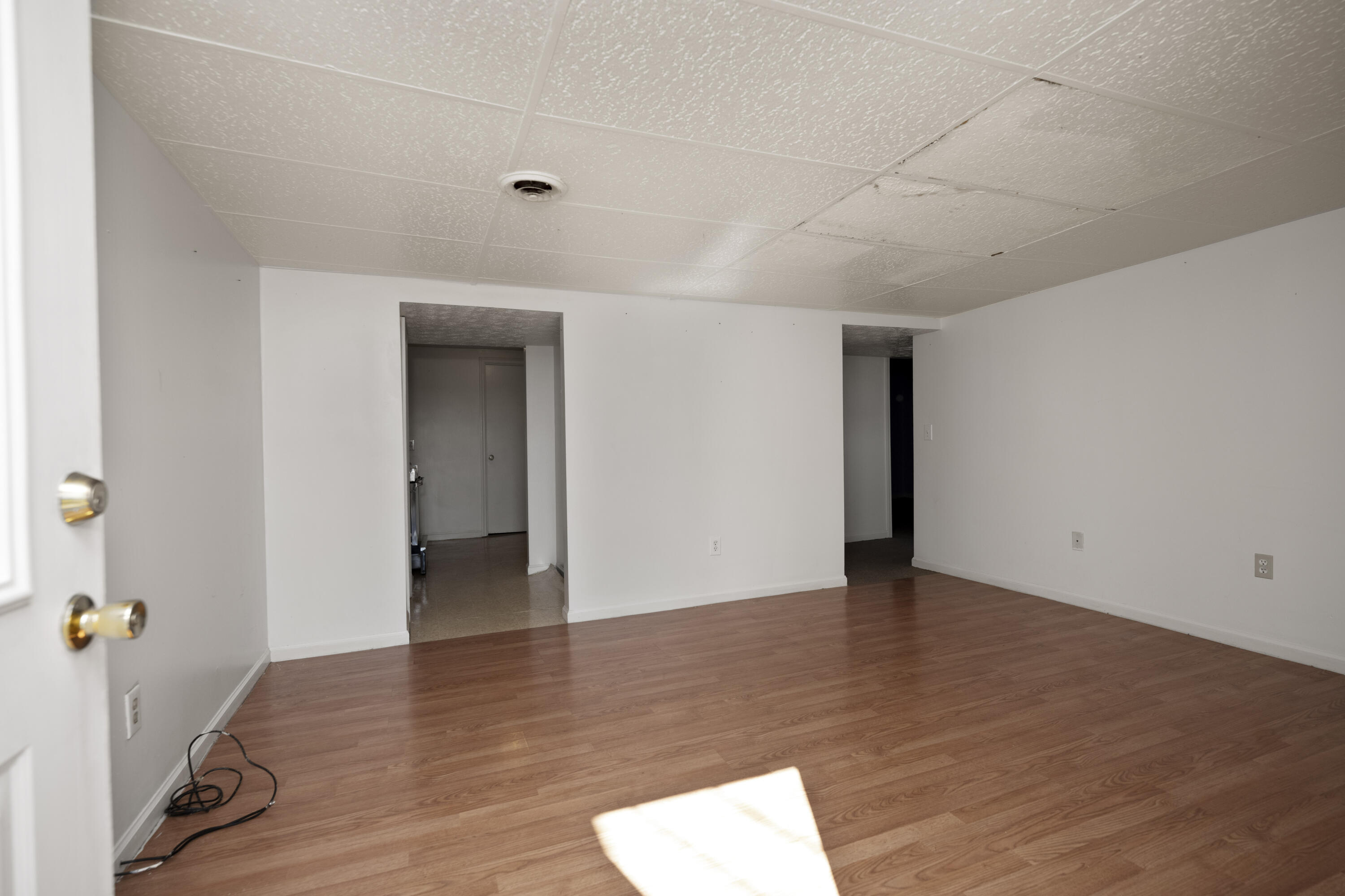 Richmond, Kentucky 40475, United States, 5 Bedrooms Bedrooms, ,3 BathroomsBathrooms,Residential,Active,94448