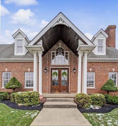 Property photo of 501 Breezewood Circle, Richmond, KY 40475
