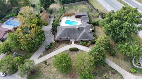 Photo of 188 Old Coach Road, Nicholasville, KY 40356 (MLS # 25503664)