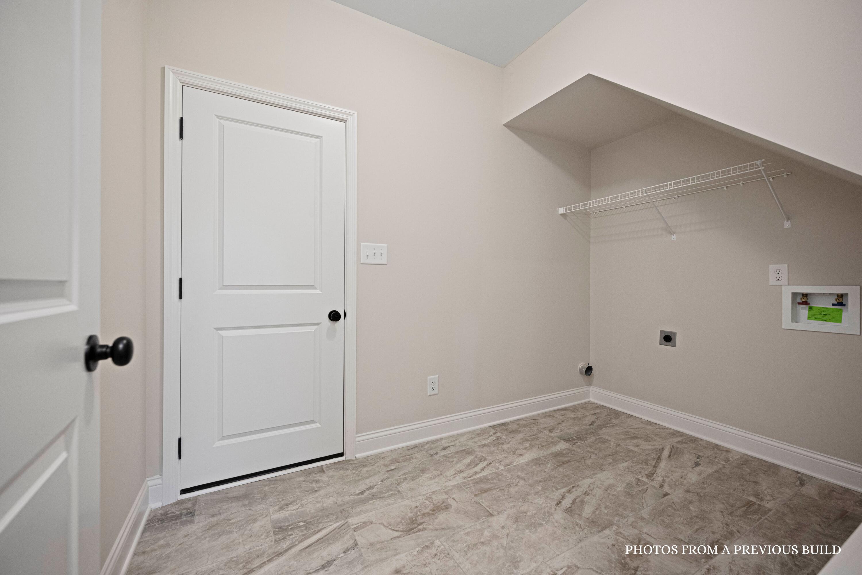 Richmond, Kentucky 40475, United States, 4 Bedrooms Bedrooms, ,3 BathroomsBathrooms,Residential,Active,174470