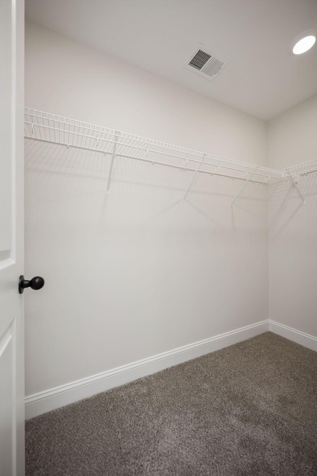 Richmond, Kentucky 40475, United States, 4 Bedrooms Bedrooms, ,4 BathroomsBathrooms,Residential,Active,127132