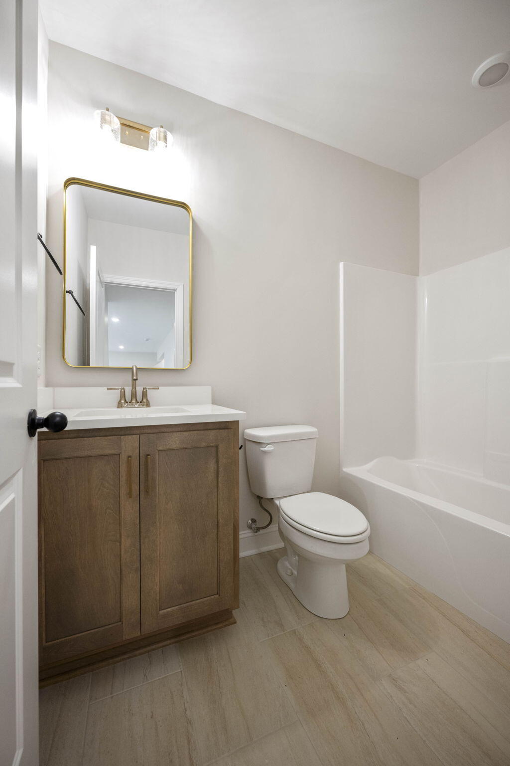 Richmond, Kentucky 40475, United States, 4 Bedrooms Bedrooms, ,4 BathroomsBathrooms,Residential,Active,127132