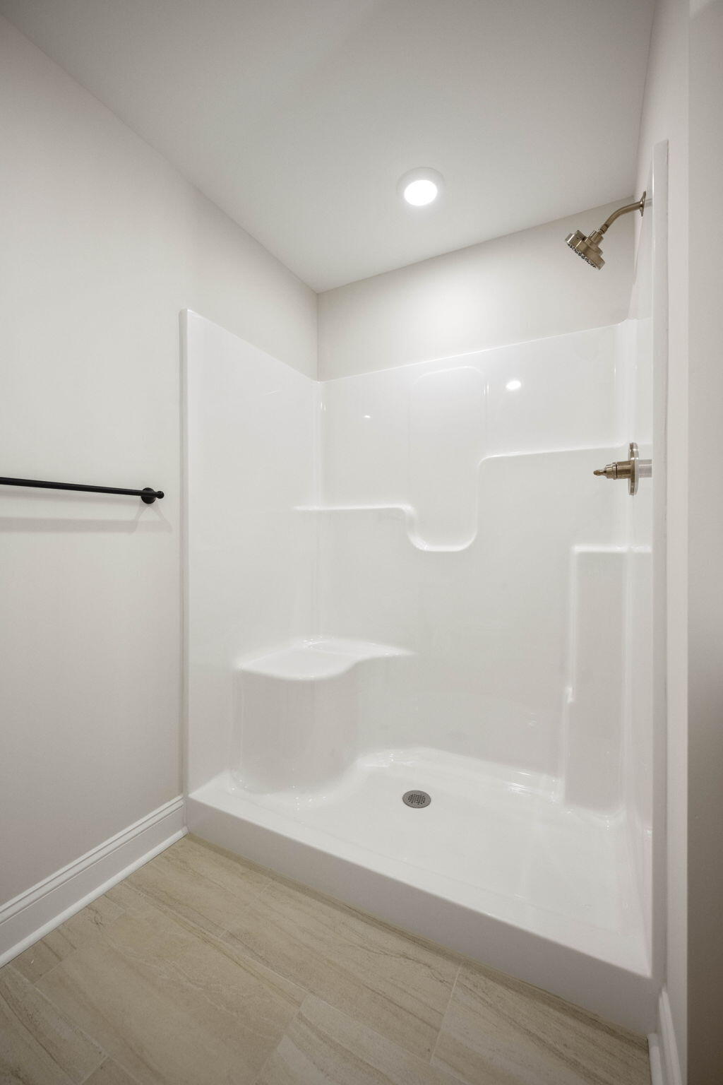 Richmond, Kentucky 40475, United States, 4 Bedrooms Bedrooms, ,4 BathroomsBathrooms,Residential,Active,127132