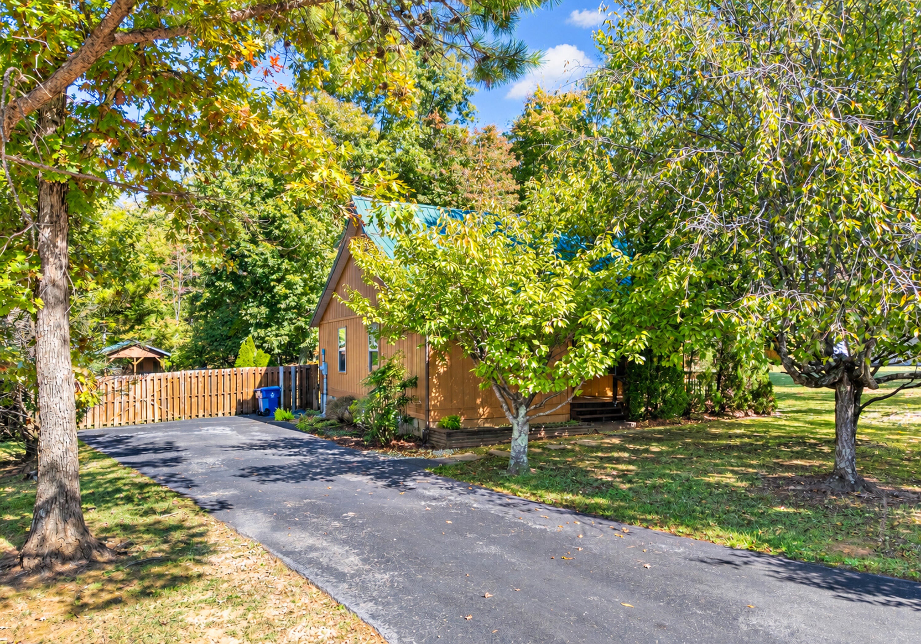 44 Falcon Drive