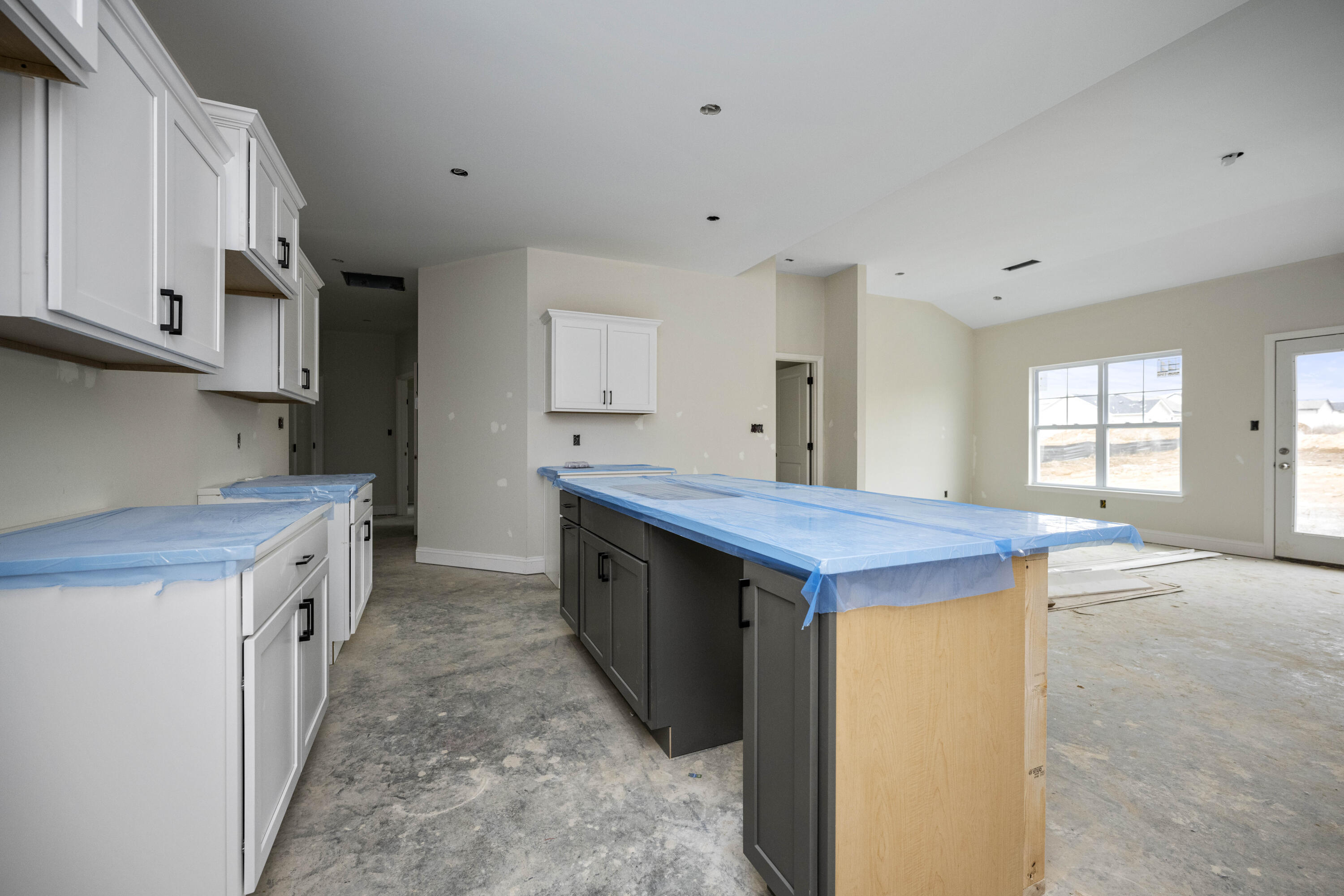 Richmond, Kentucky 40475, United States, 3 Bedrooms Bedrooms, ,2 BathroomsBathrooms,Residential,Active,51003