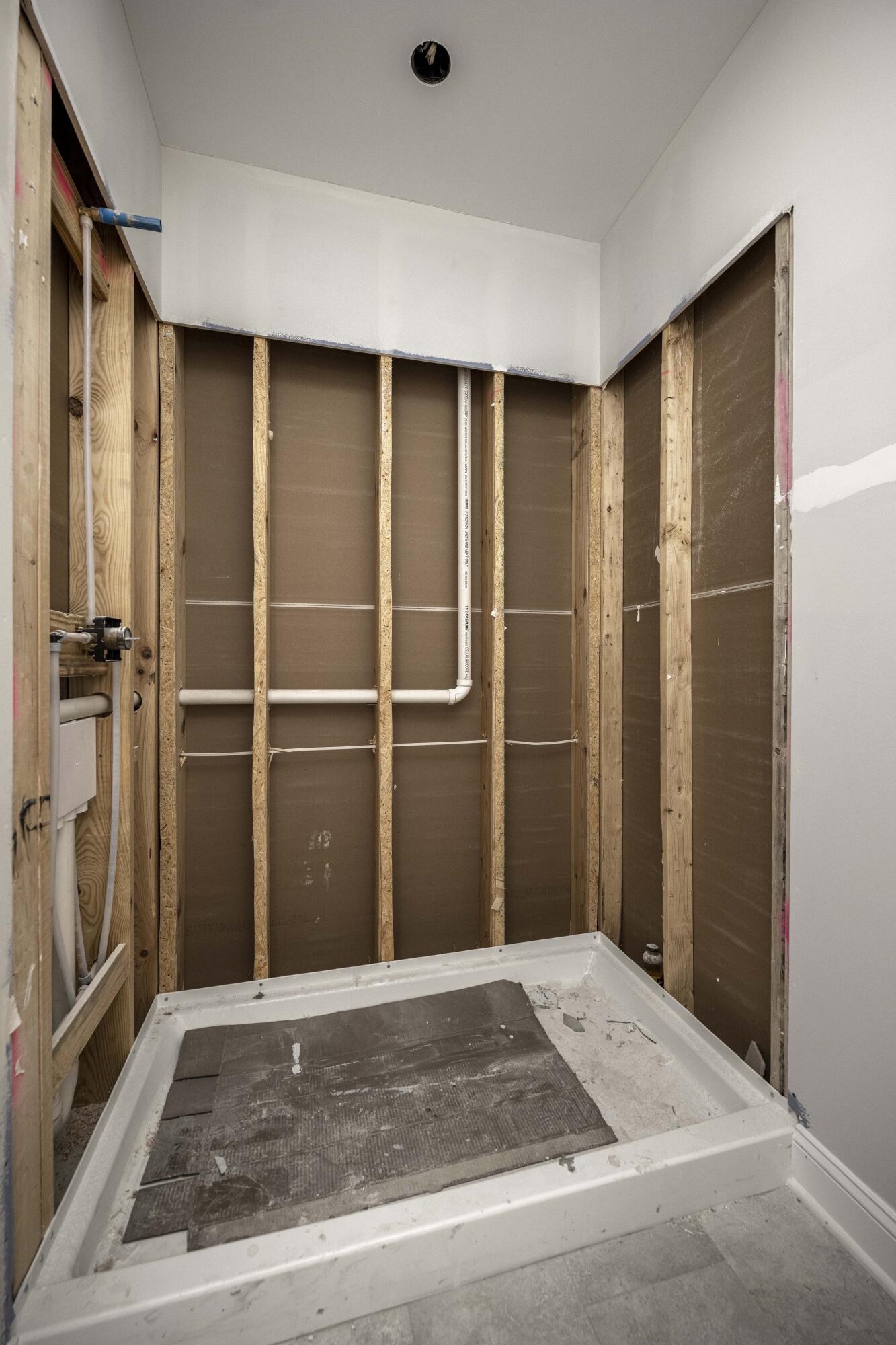 Richmond, Kentucky 40475, United States, 3 Bedrooms Bedrooms, ,2 BathroomsBathrooms,Residential,Active,51003